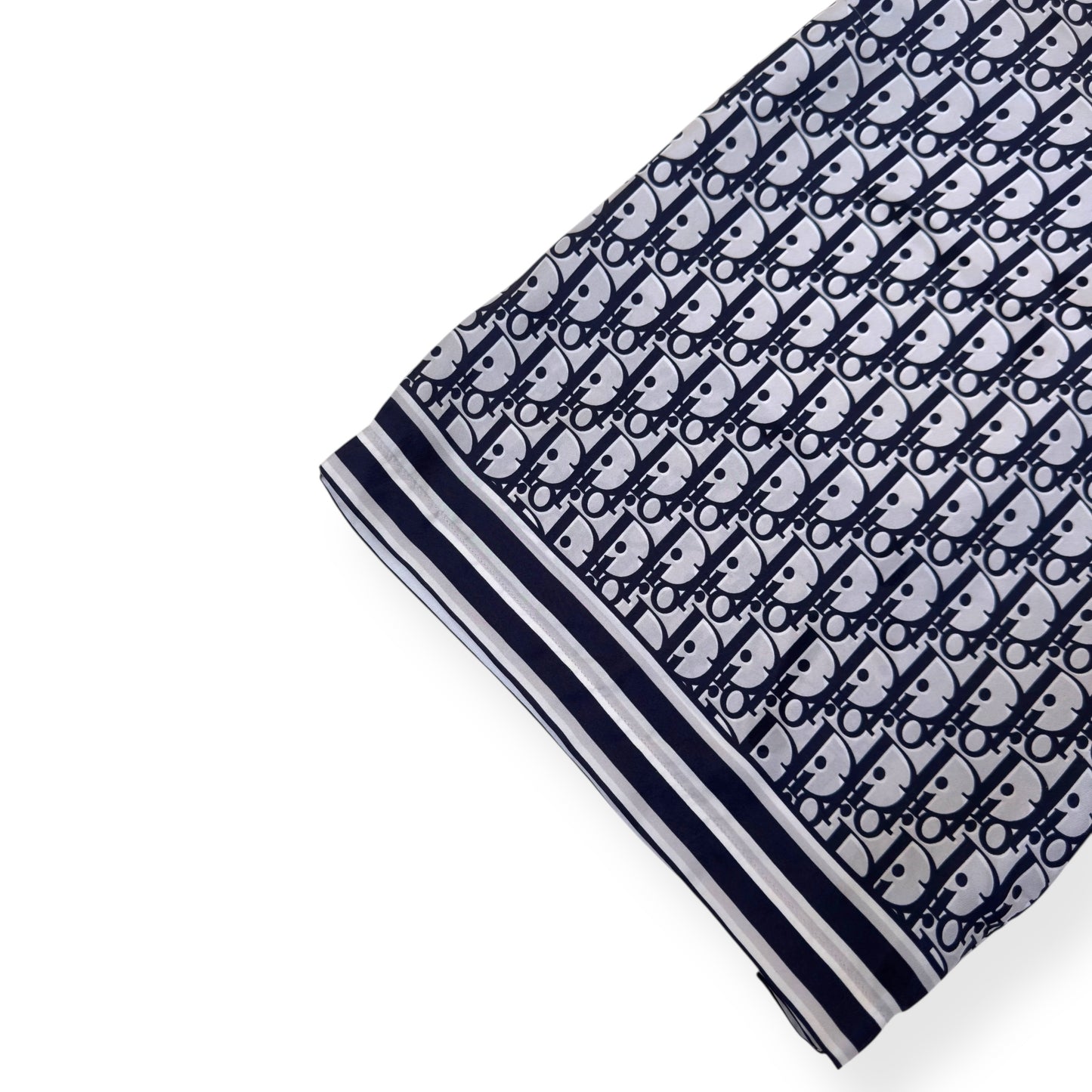 DIOR OBLIQUE SILK BERMUDA SHORTS BLACK / WHITE 48 / M