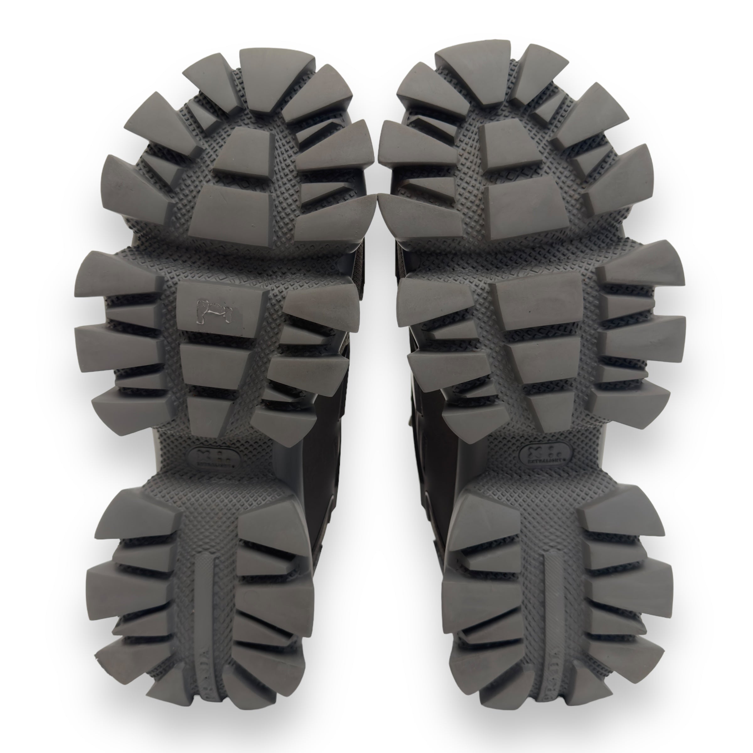 PRADA CLOUDBUST THUNDER SNEAKER GREY UK9