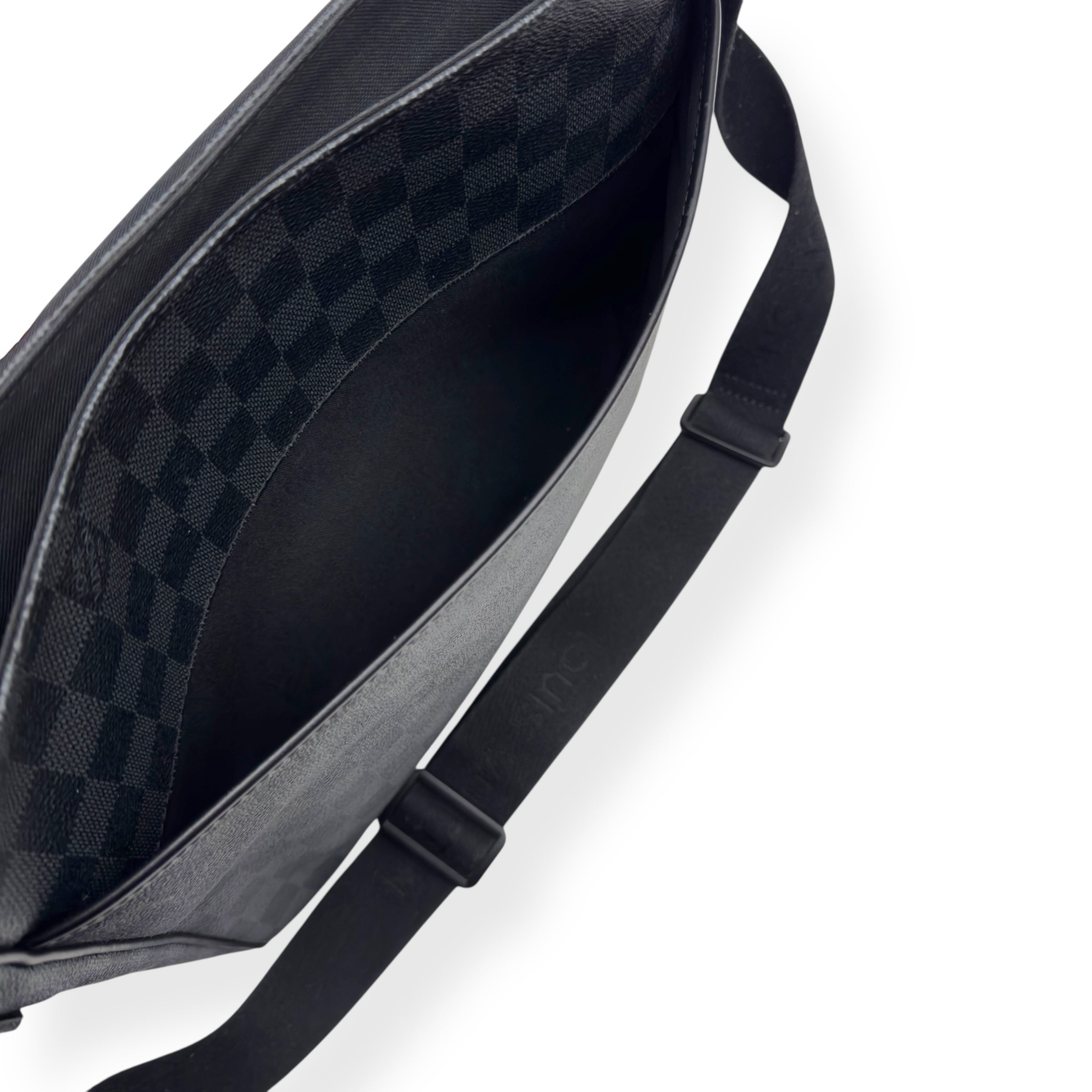 LOUIS VUITTON DANIEL DAMIER SATCHEL BLACK MM