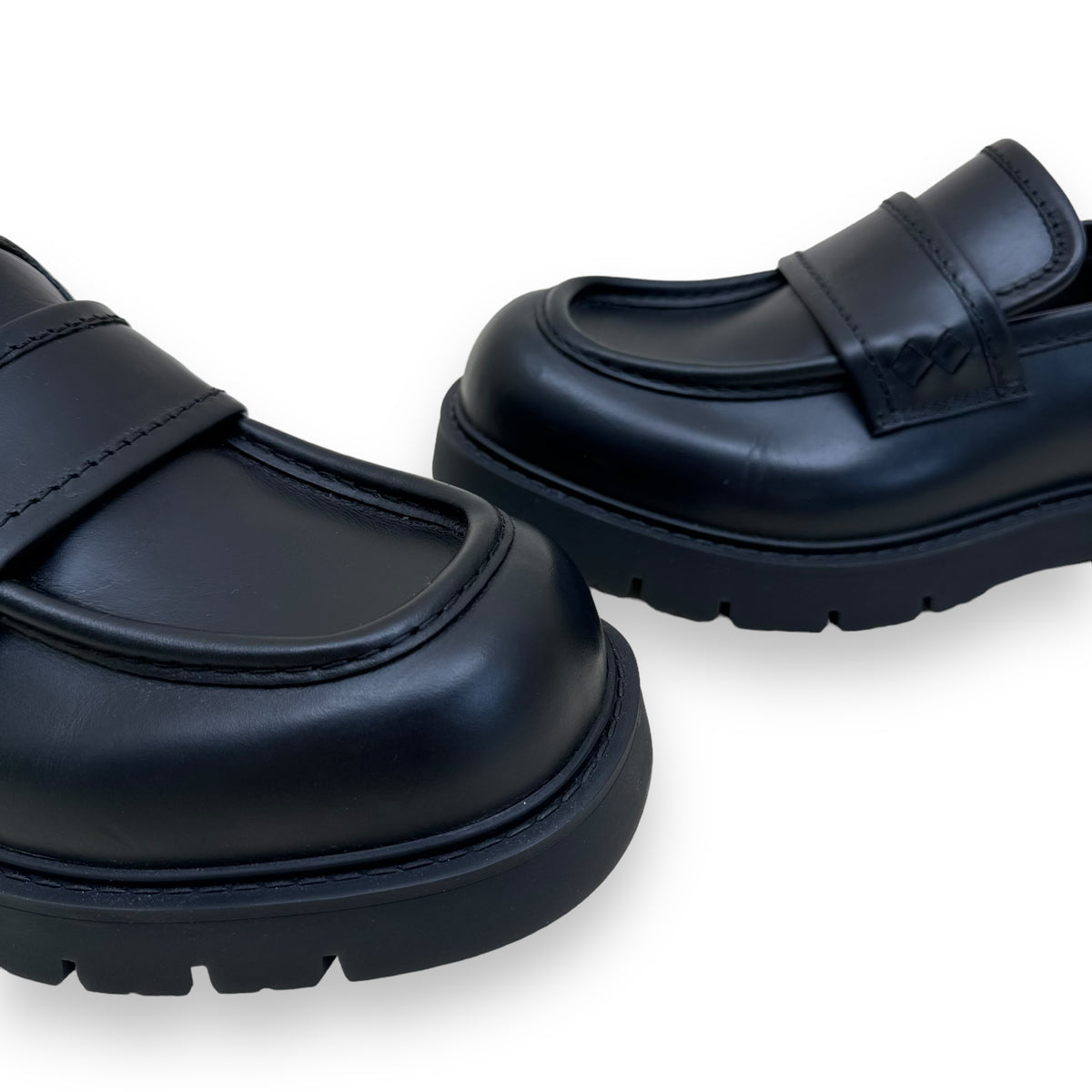 BOTTEGA VENETA HADDOCK LEATHER LOAFER BLACK UK10