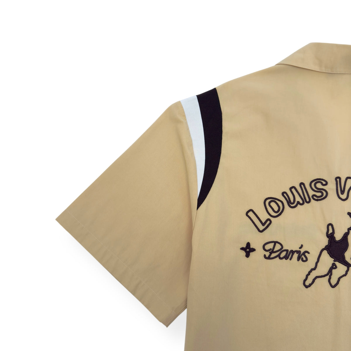 LOUIS VUITTON SHORT-SLEEVE ‘JUMPING DOG’ EMBROIDERED COTTON BOWLING SHIRT SAND XXL