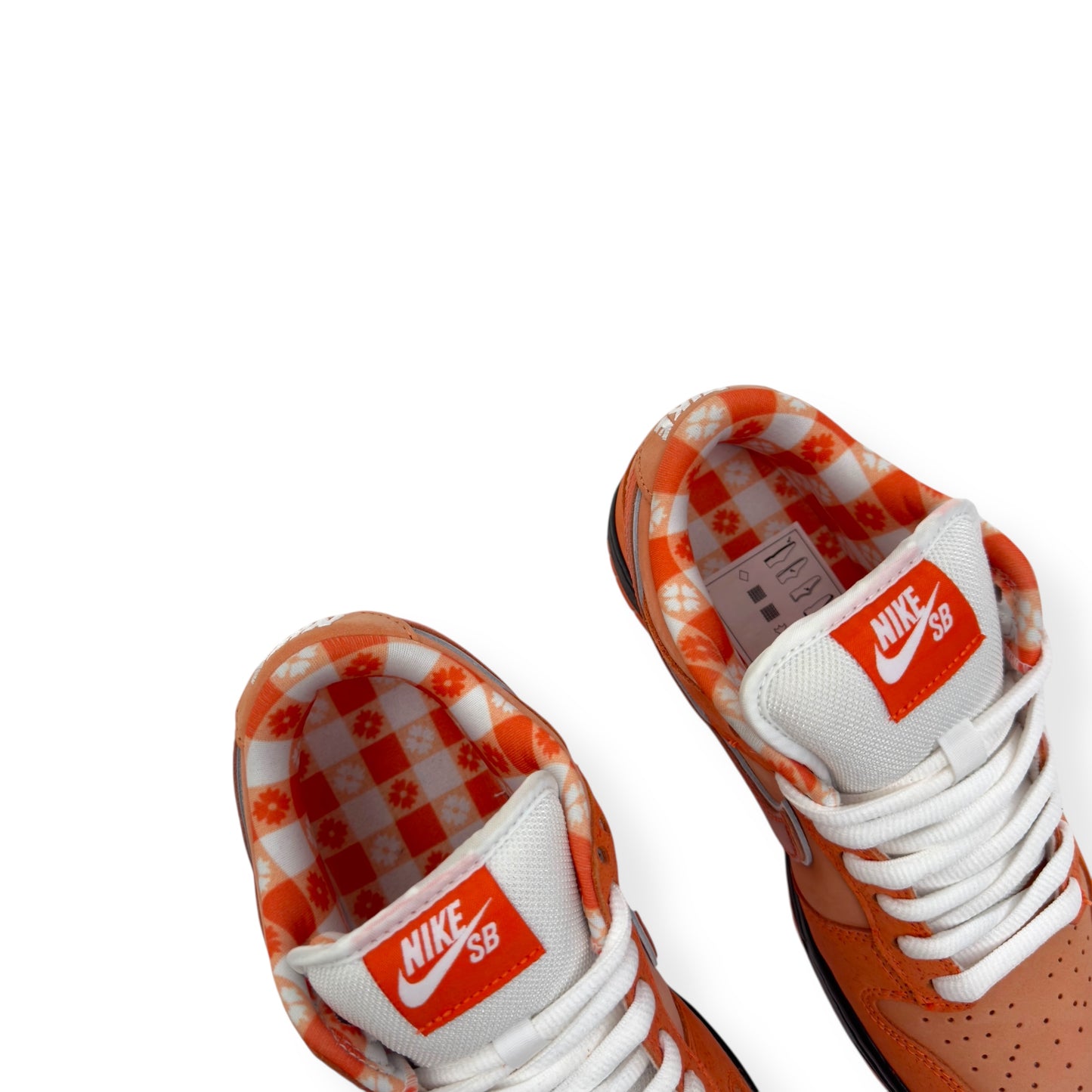 NIKE CONCEPTS X DUNK SB LOW TOP SNEAKER ORANGE LOBSTER UK5