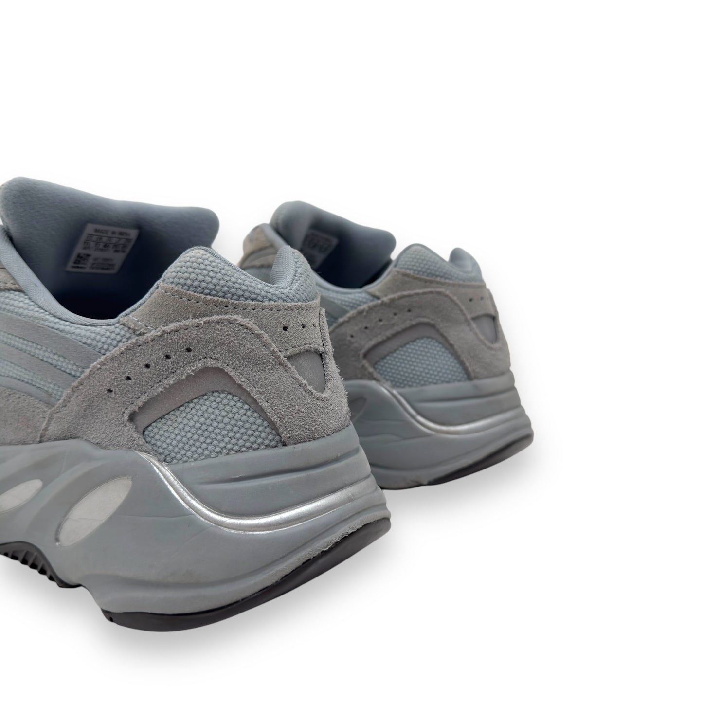 ADIDAS YEEZY BOOST 700 V2 SNEAKER HOSPITAL BLUE UK11