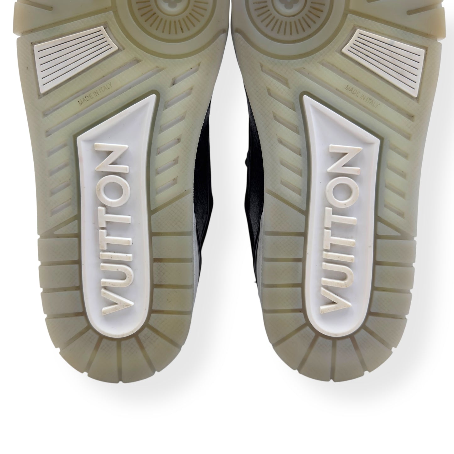 LOUIS VUITTON LV TRAINER BLACK UK6.5