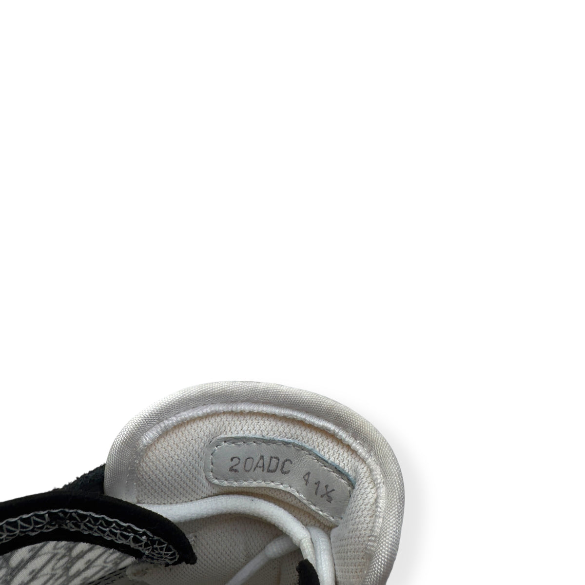 DIOR B25 RUNNER SNEAKER BLACK / WHITE UK7.5