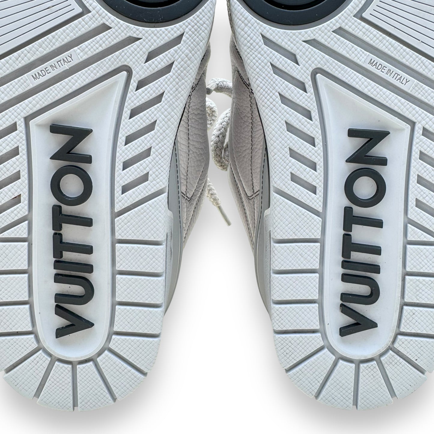 LOUIS VUITTON LV SKATE SNEAKER GREY UK8