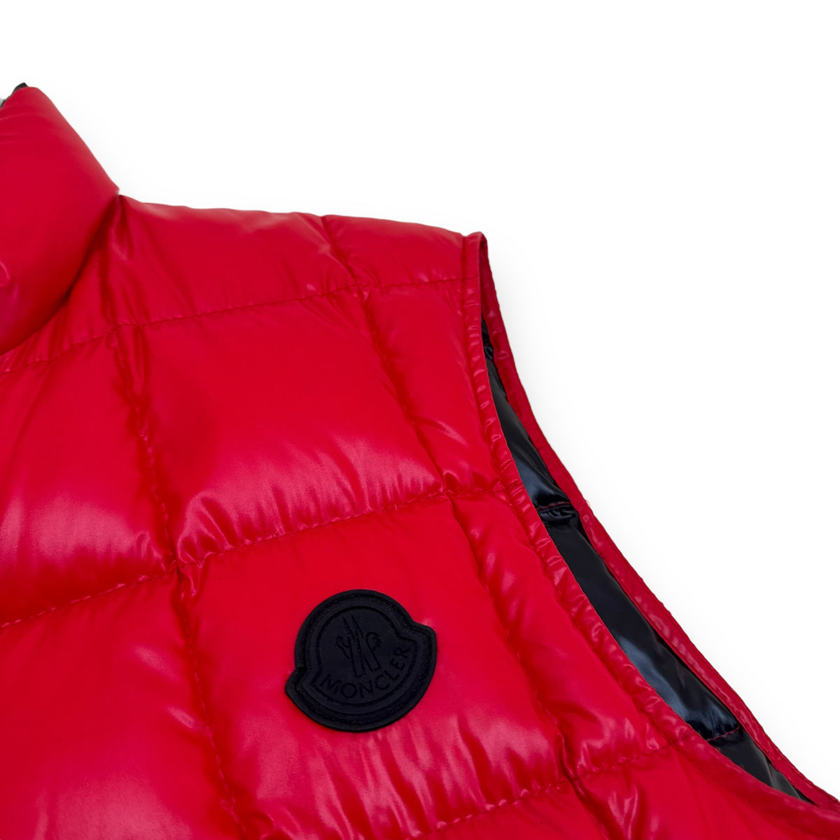 MONCLER DENAIN SQUARE-QUILTED PUFFER VEST RED / BLACK M
