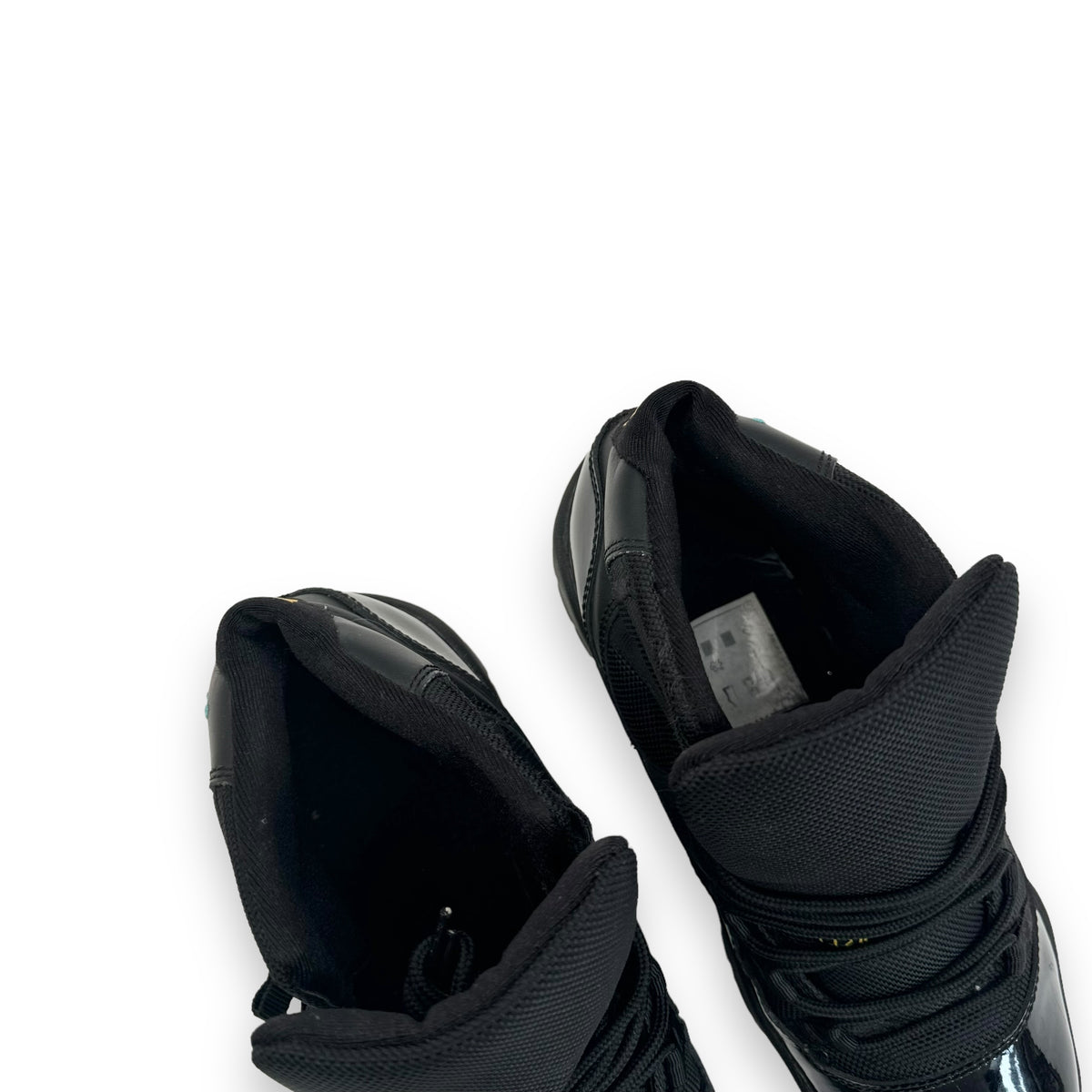 AIR JORDAN 11 SNEAKER GAMMA BLUE UK5.5