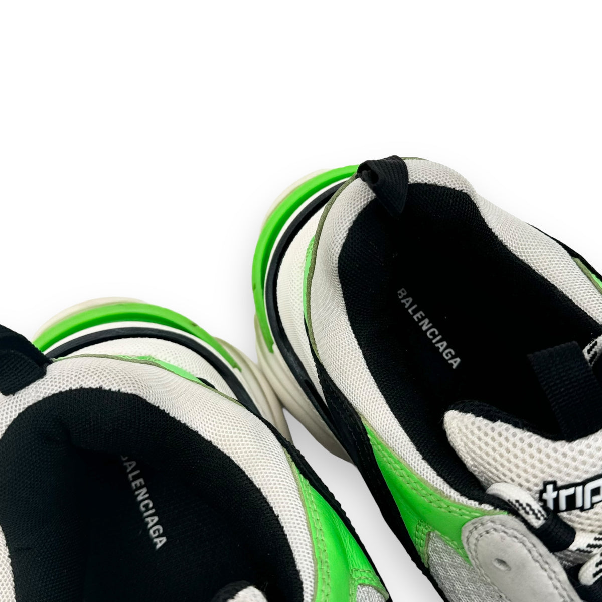 BALENCIAGA TRIPLE S SNEAKER BLACK / GREEN / WHITE UK8
