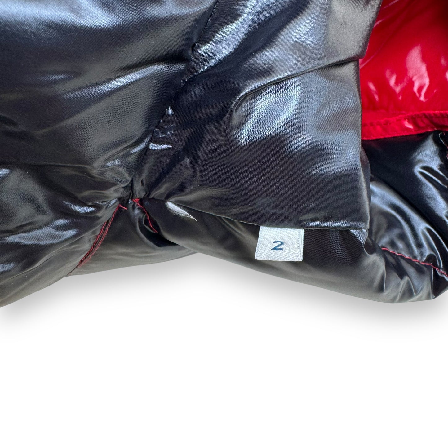 MONCLER DENAIN SQUARE-QUILTED PUFFER VEST RED / BLACK M