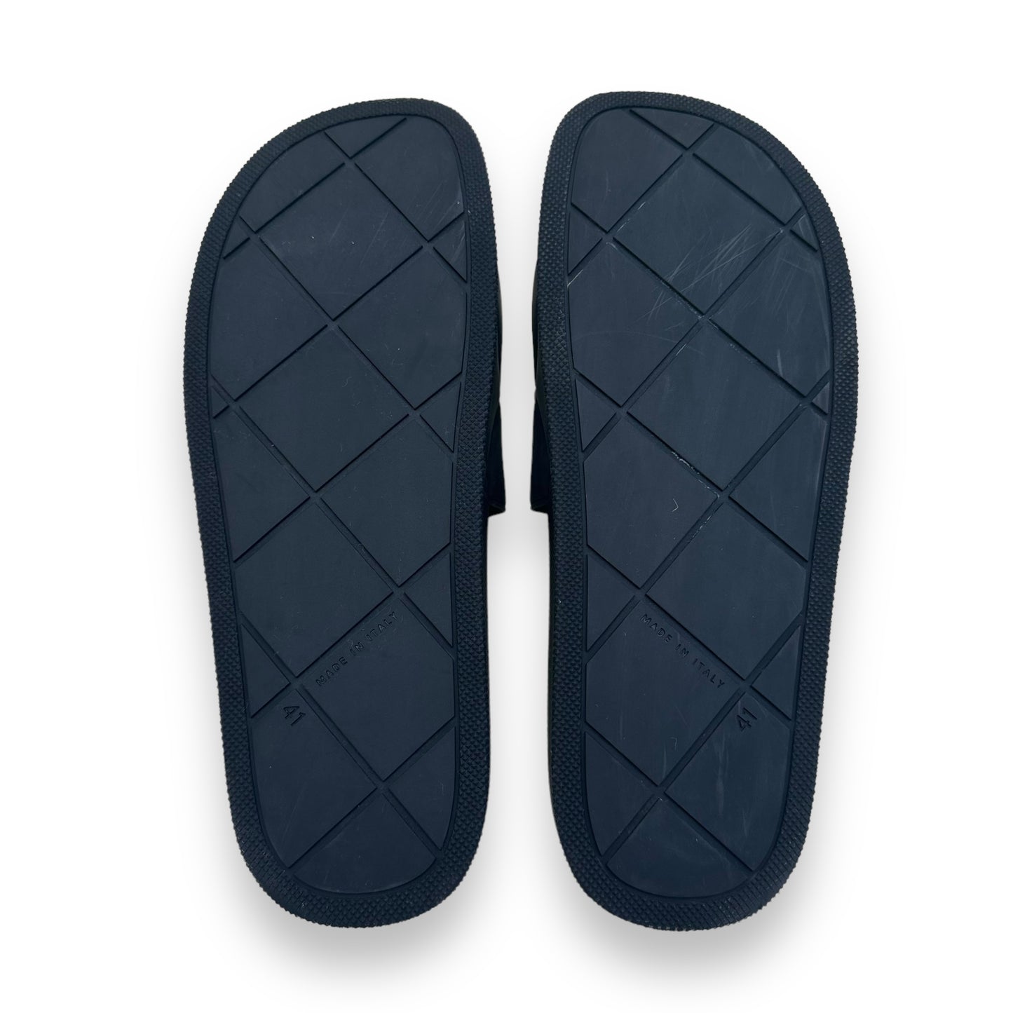 BOTTEGA VENETA QUILTED SLIDES BLACK UK7