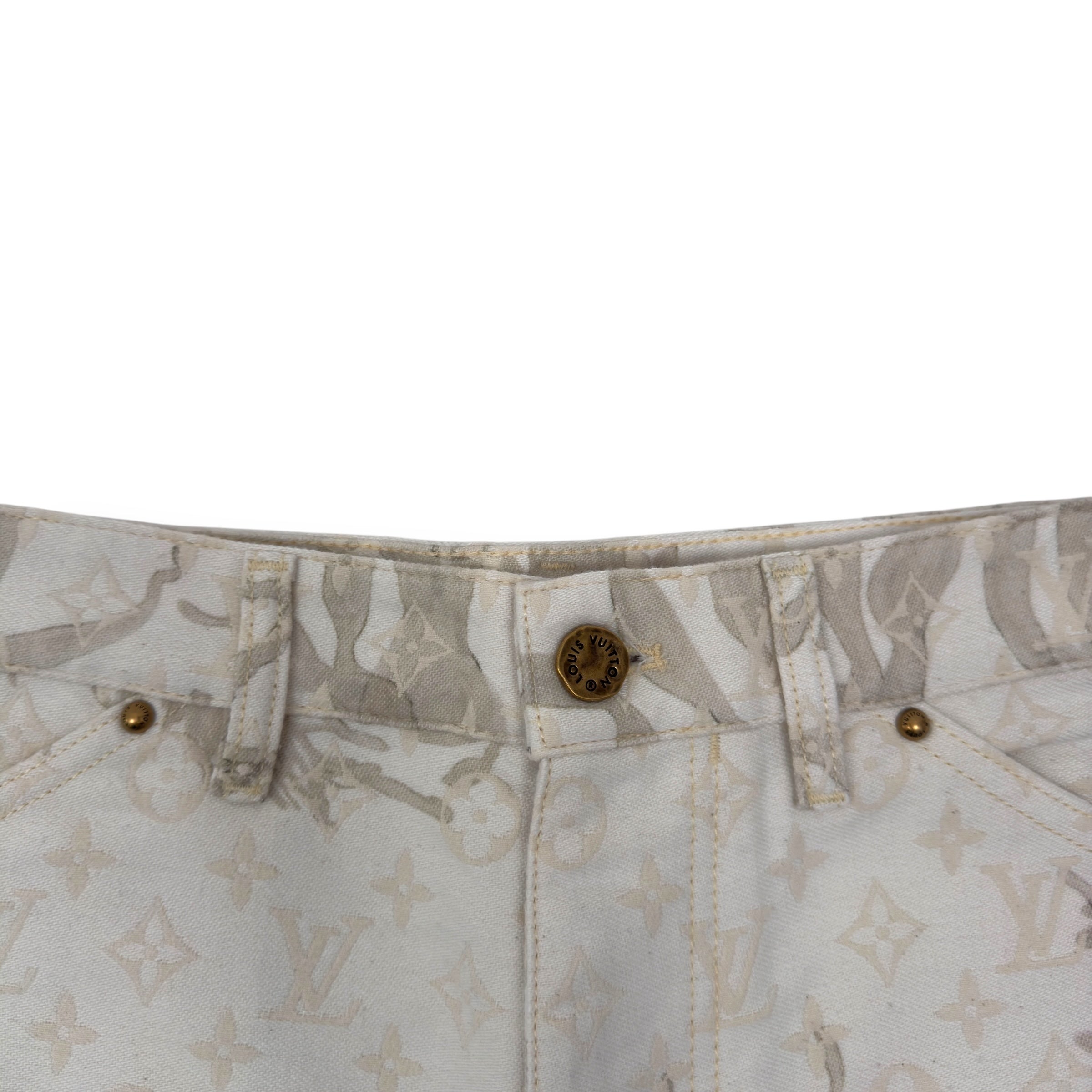 LOUIS VUITTON BERMUDA MONOGRAM CARPENTER DENIM SHORTS BEIGE W33”