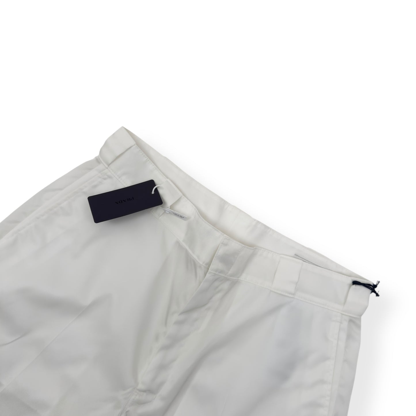 PRADA RE-NYLON SHORTS BLANCO 48 / M