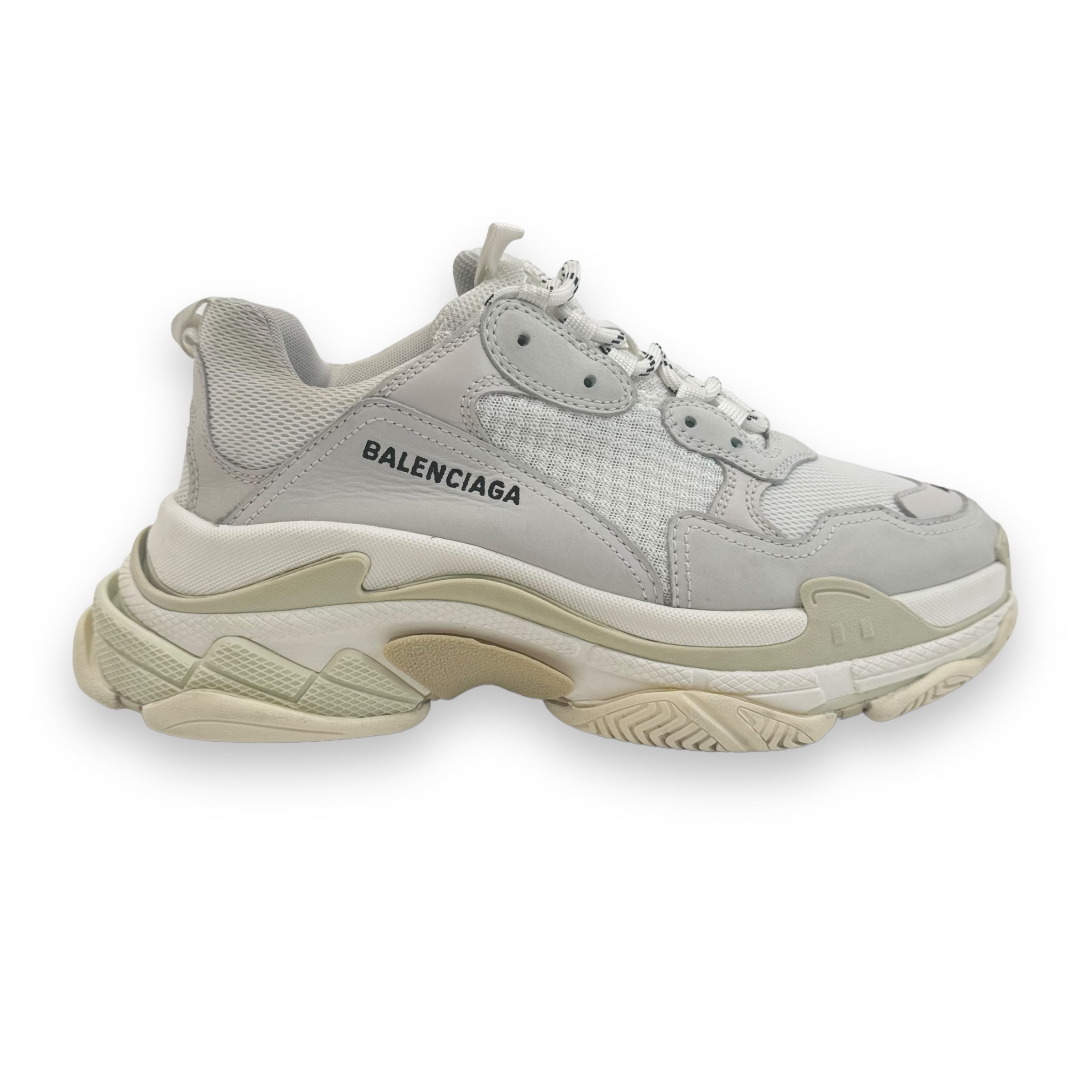 BALENCIAGA TRIPLE S SNEAKER BEIGE UK8