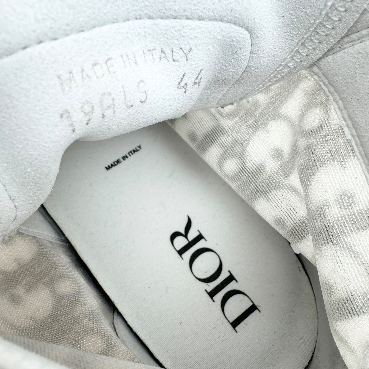 DIOR B23 OBLIQUE HIGH TOP SNEAKER BLACK / WHITE UK10