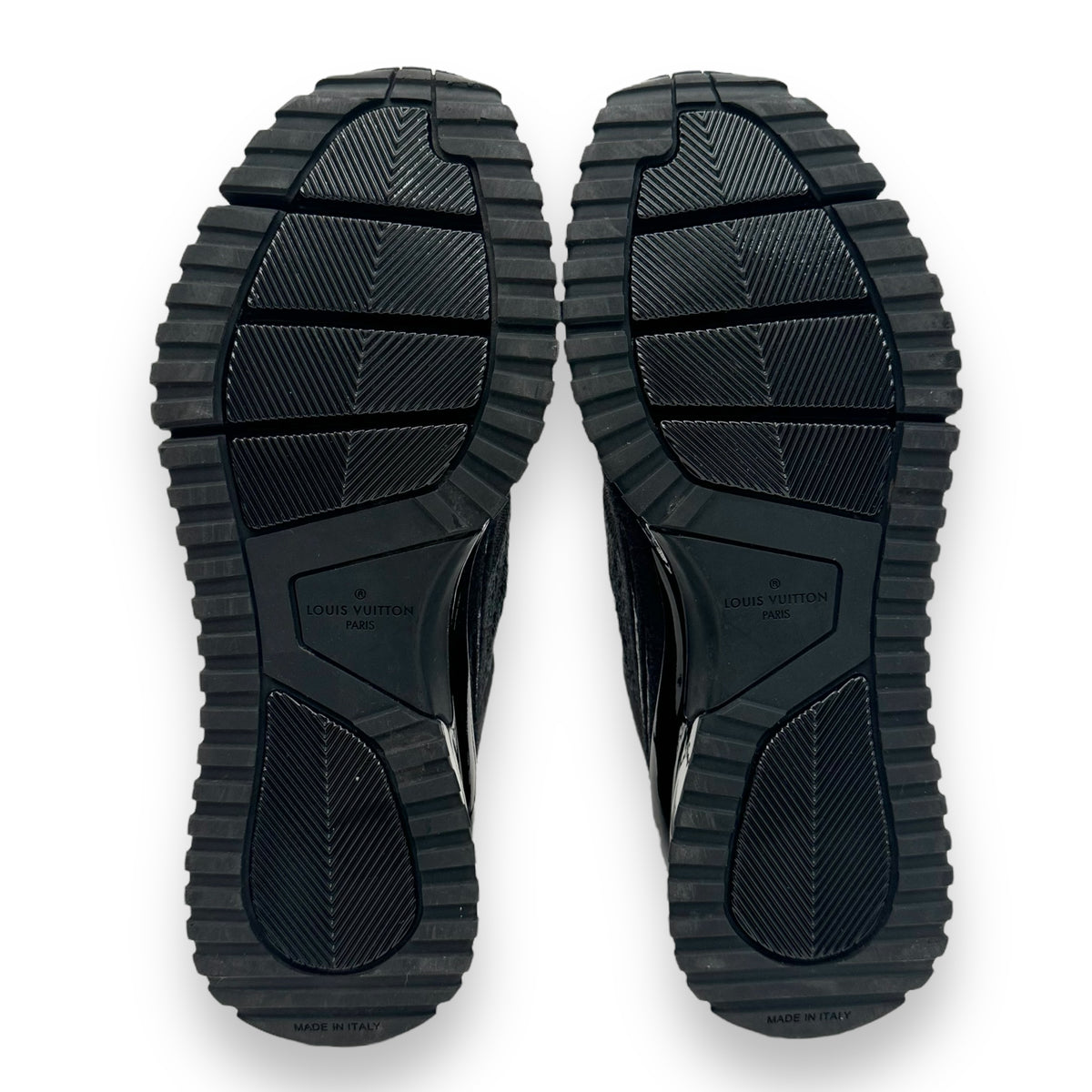 LOUIS VUITTON VNR SNEAKER BLACK UK8.5