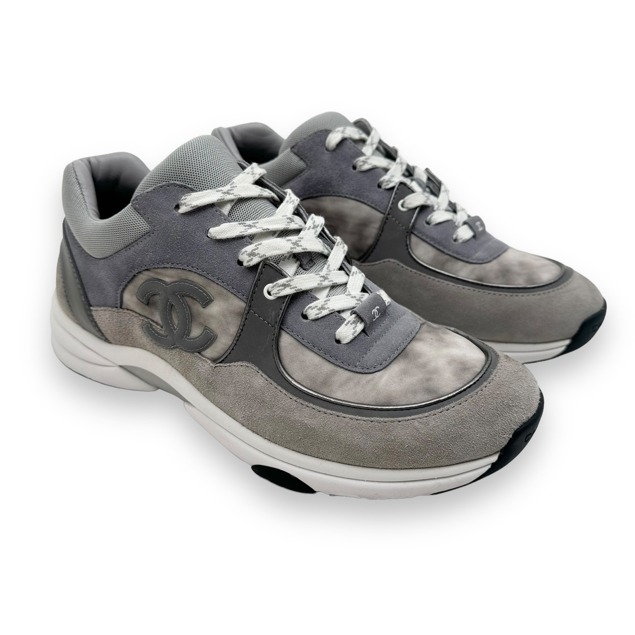 CHANEL CC LOW TOP SNEAKER GREY UK9