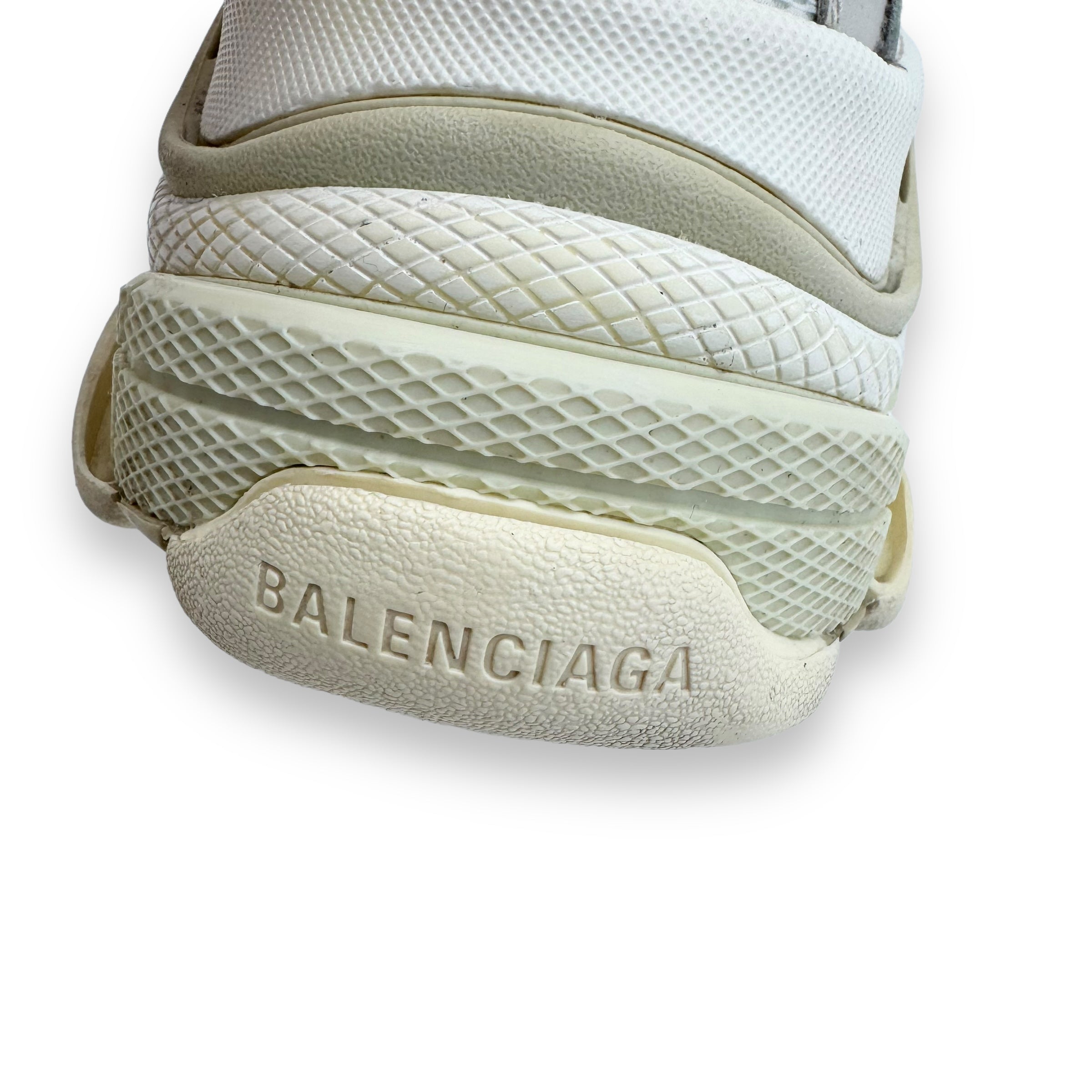 BALENCIAGA TRIPLE S SNEAKER BEIGE UK8