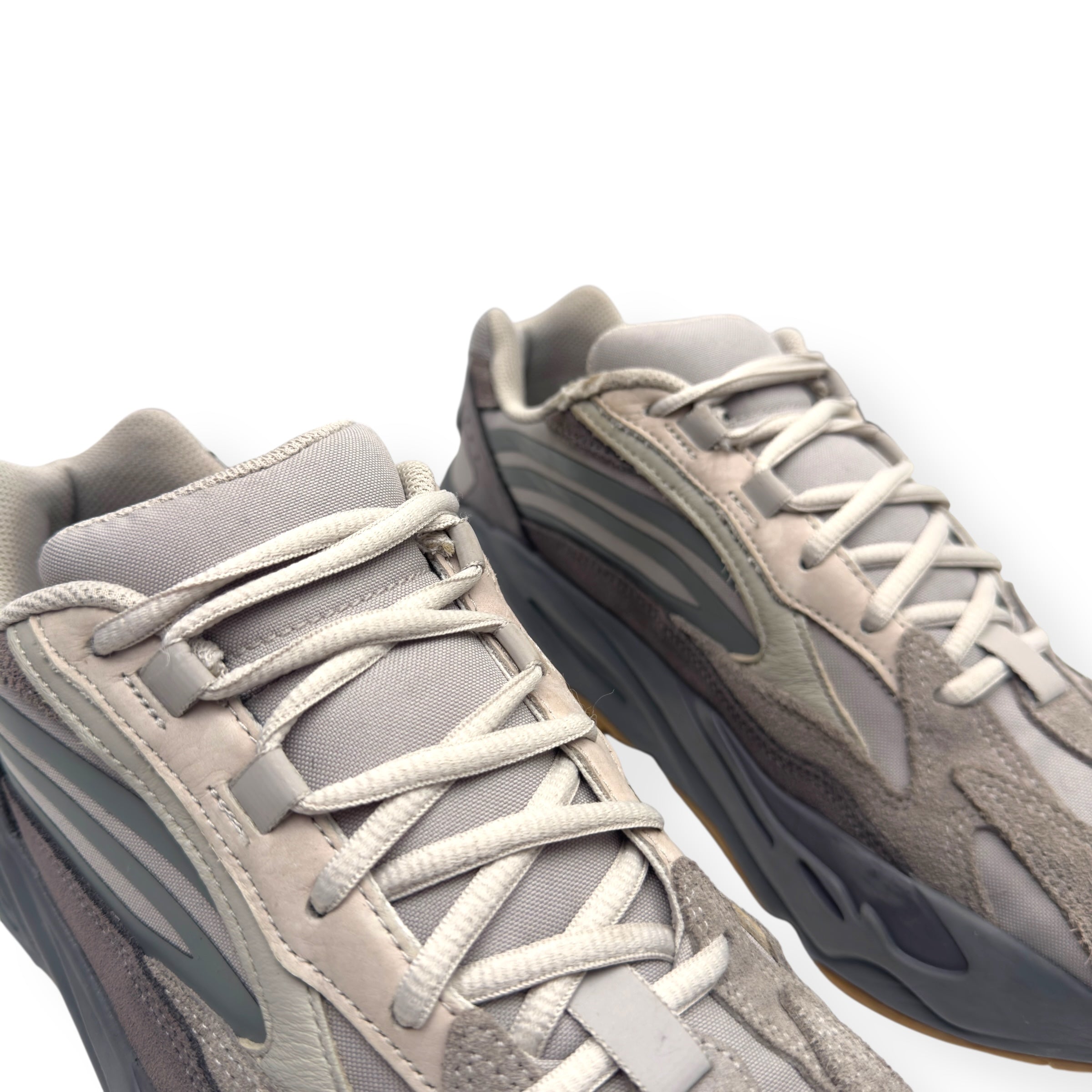 YEEZY BOOST 700 V2 SNEAKER TEPHRA UK9.5