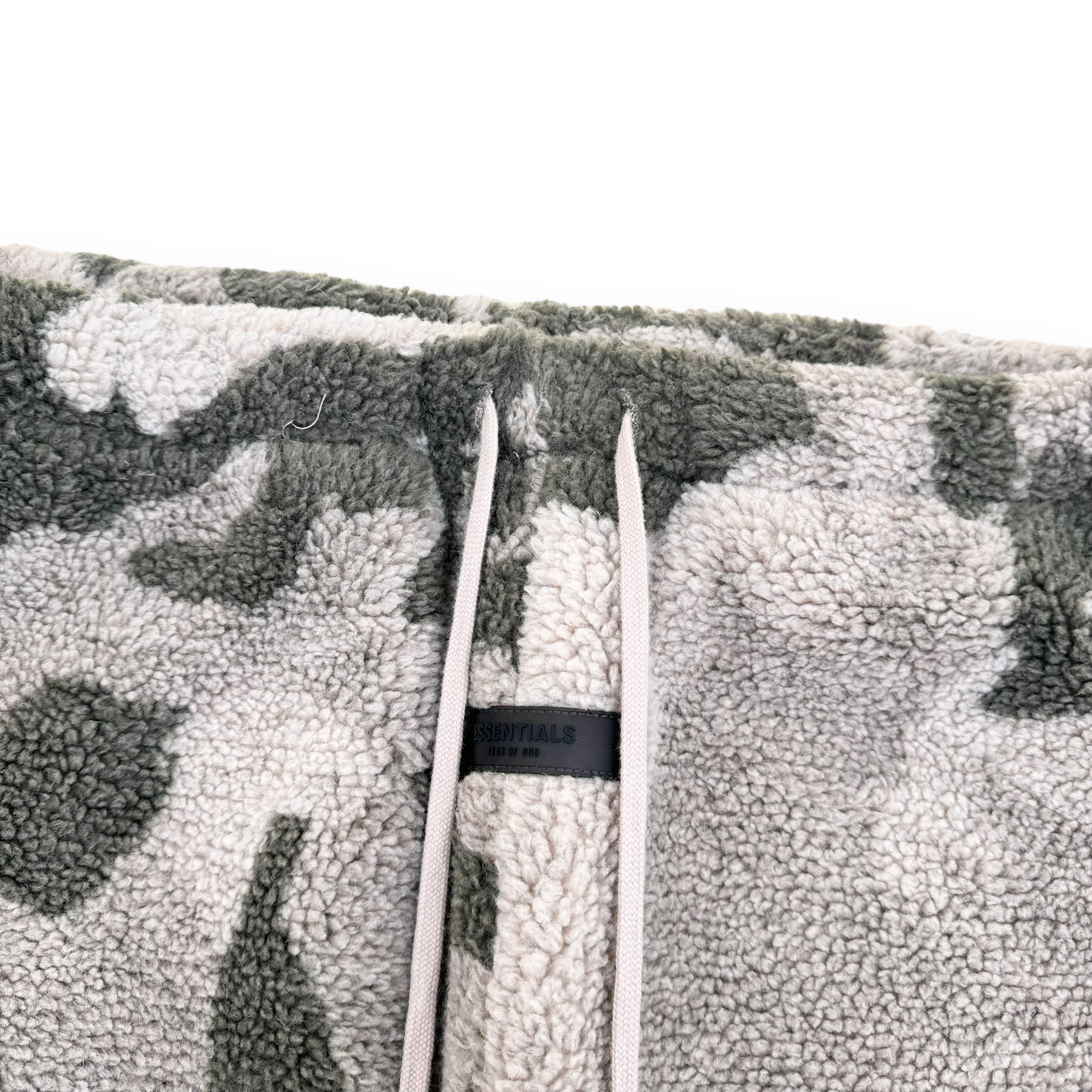 ESSENTIALS FOG RELAXED FIT POLAR FLEECE BOTTOMS GREY CAMO XL