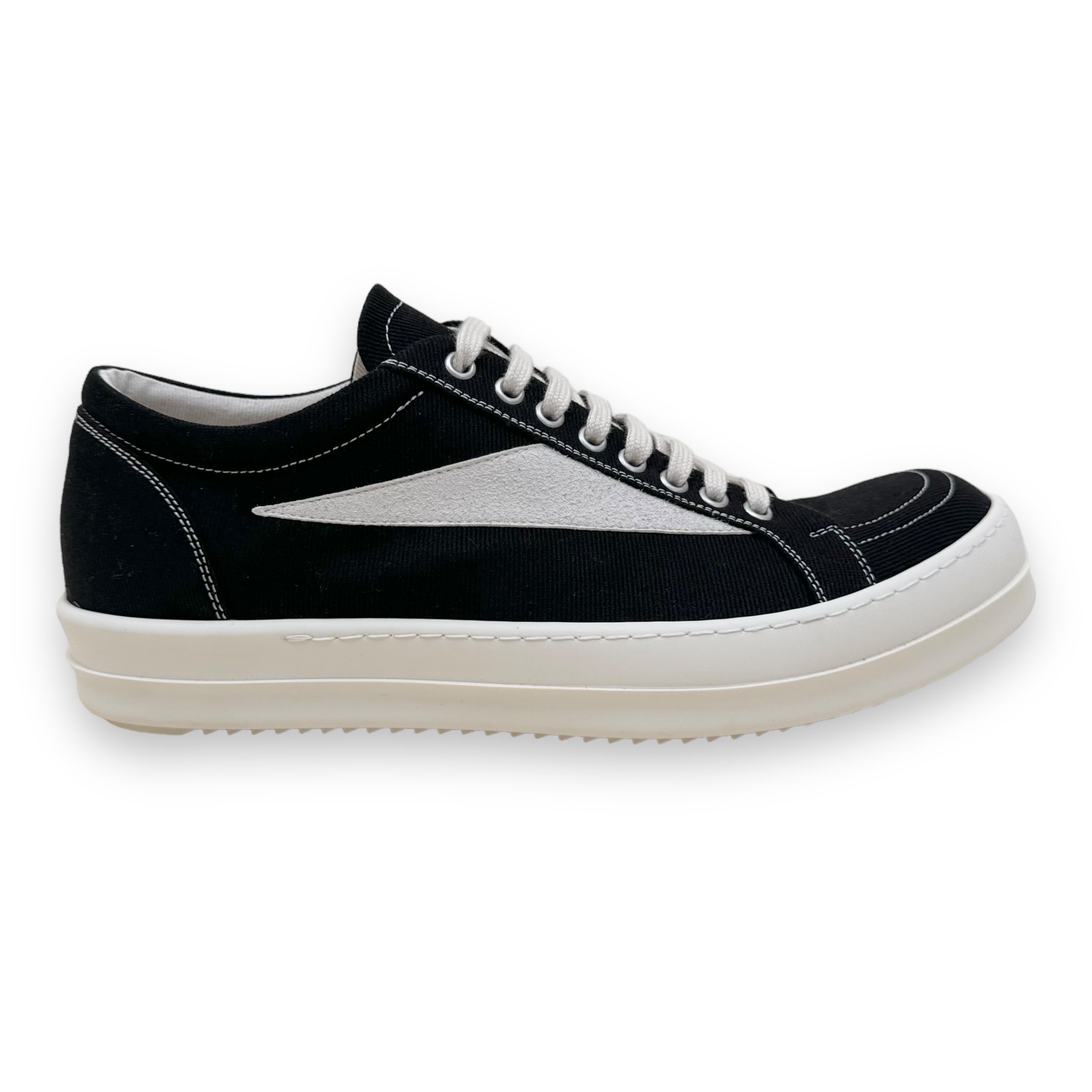 RICK OWENS DRKSHDW LOW TOP SNEAKER BLACK / WHITE UK10