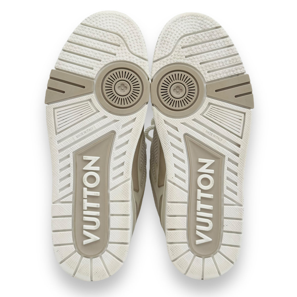 LOUIS VUITTON LV SKATE SNEAKER BEIGE / WHITE UK6