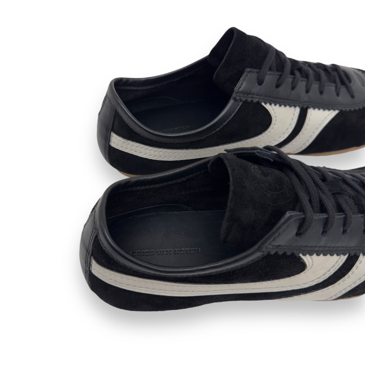 DRIES VAN NOTEN 70’S SUEDE LOW TOP SNEAKER BLACK / WHITE UK7.5