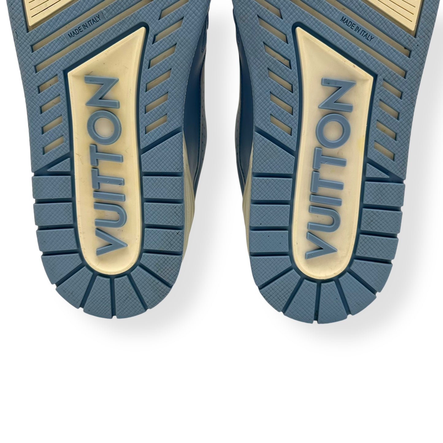 LOUIS VUITTON LV SNEAKER LIGHT BLUE UK8