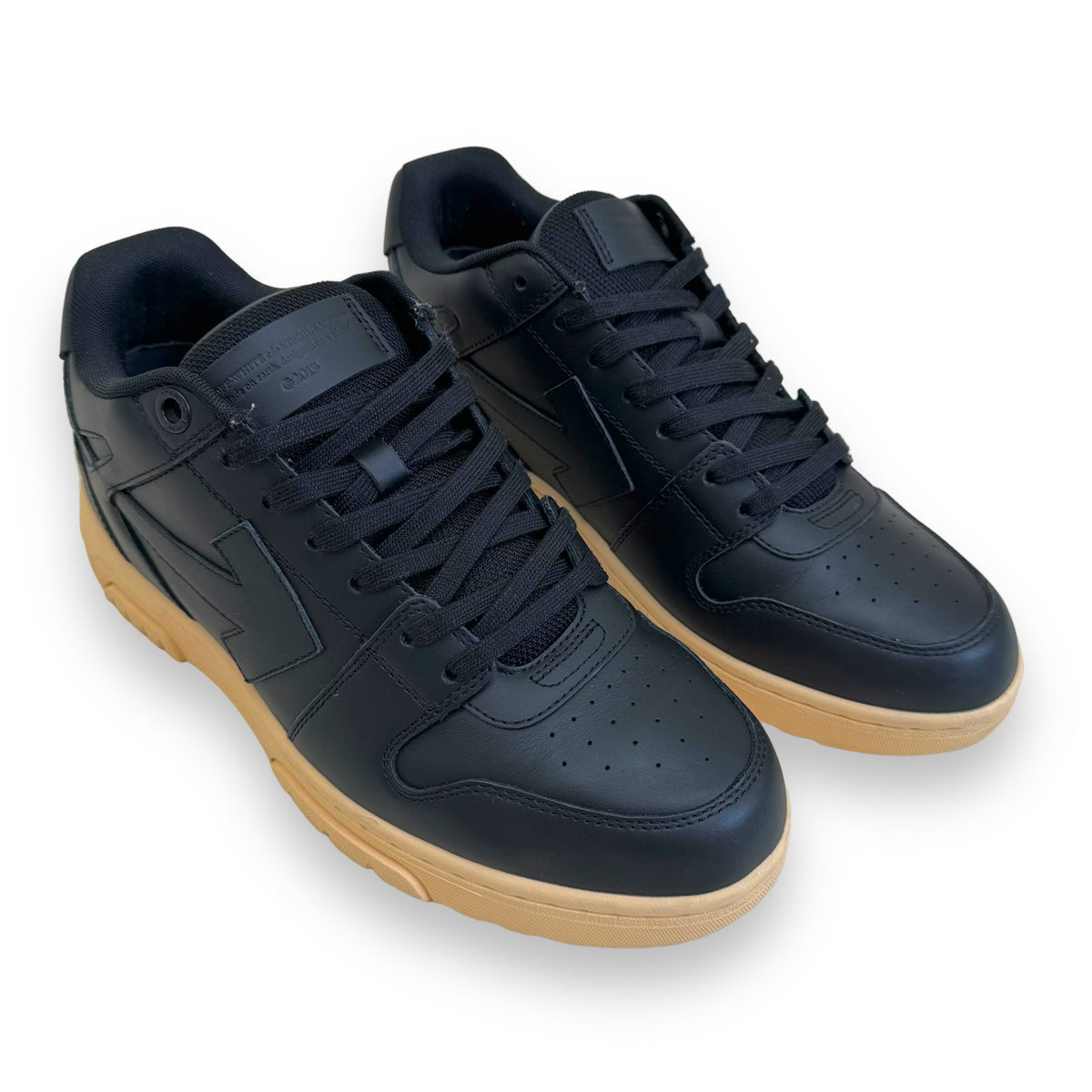 OFF-WHITE OUT OF OFFICE LEATHER LOW TOP SNEAKER BLACK UK10