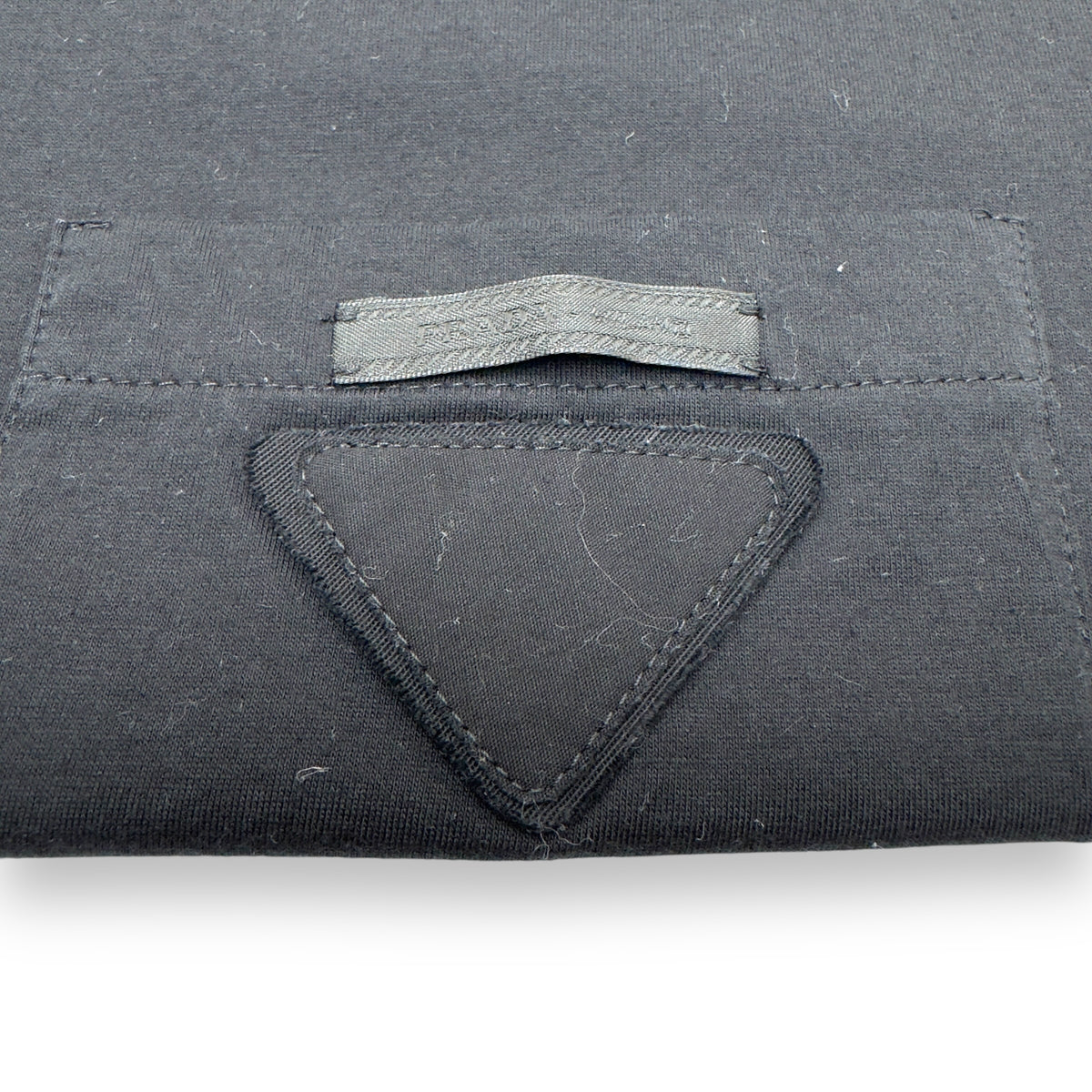 PRADA CHEST LOGO COTTON T-SHIRT BLACK M