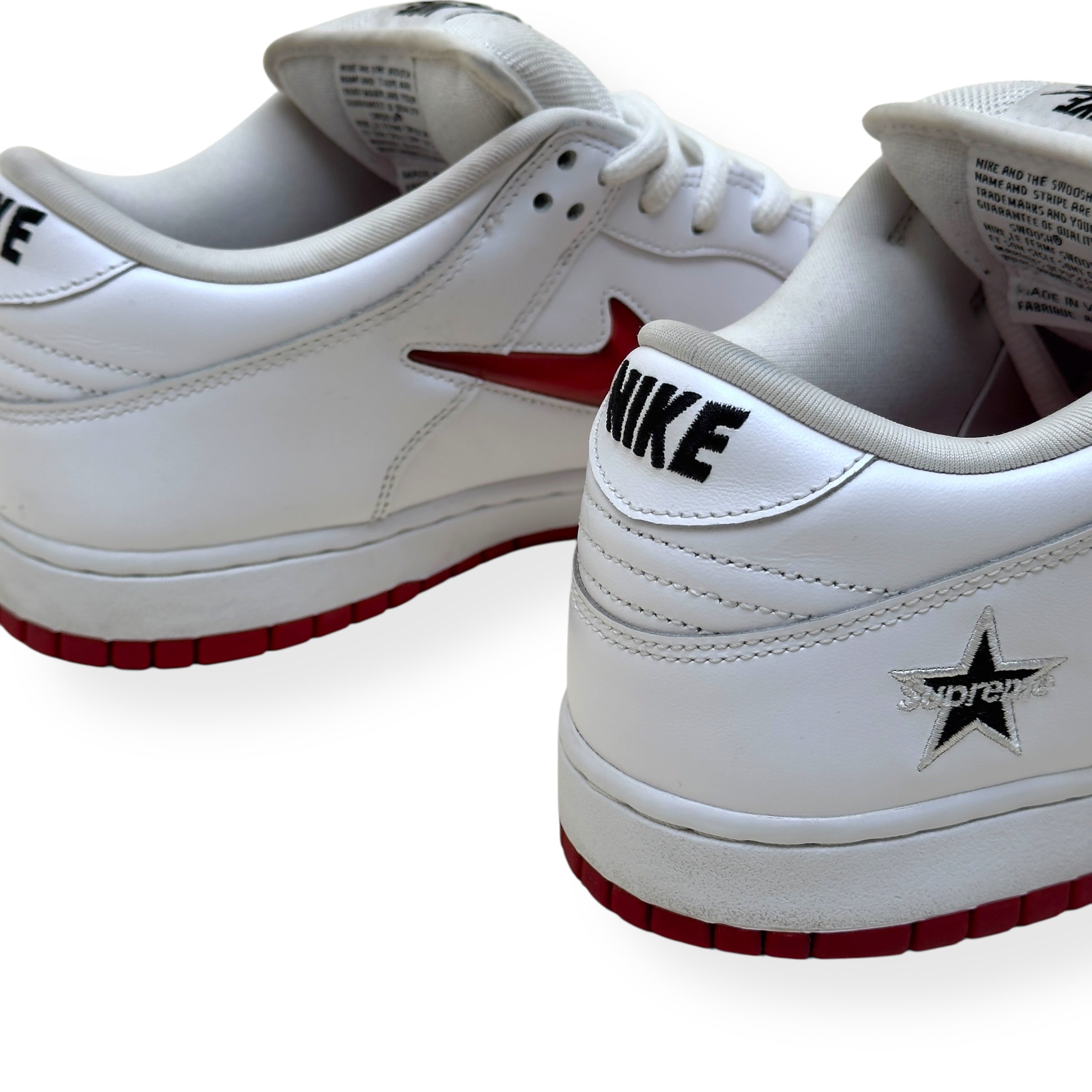 NIKE X SUPREME SB DUNK LOW TOP SNEAKER JEWEL SWOOSH UK9