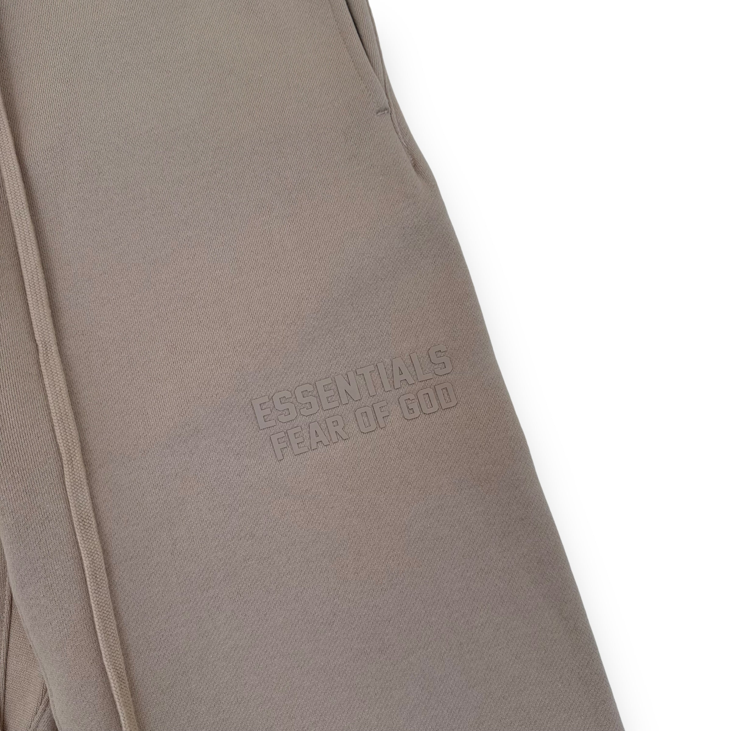 ESSENTIALS SWEATPANTS SAND S