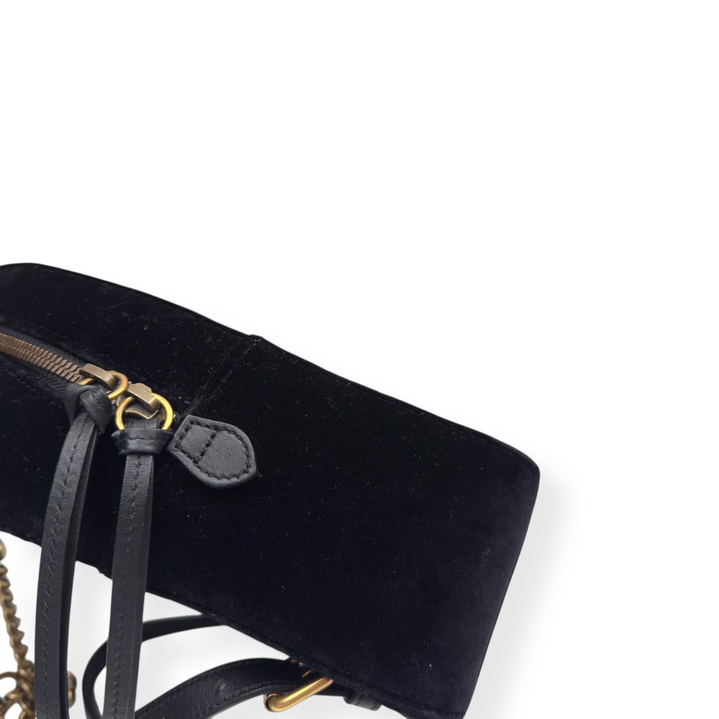 GUCCI GG MARMONT VELVET MATELASSÉ BACKPACK BLACK