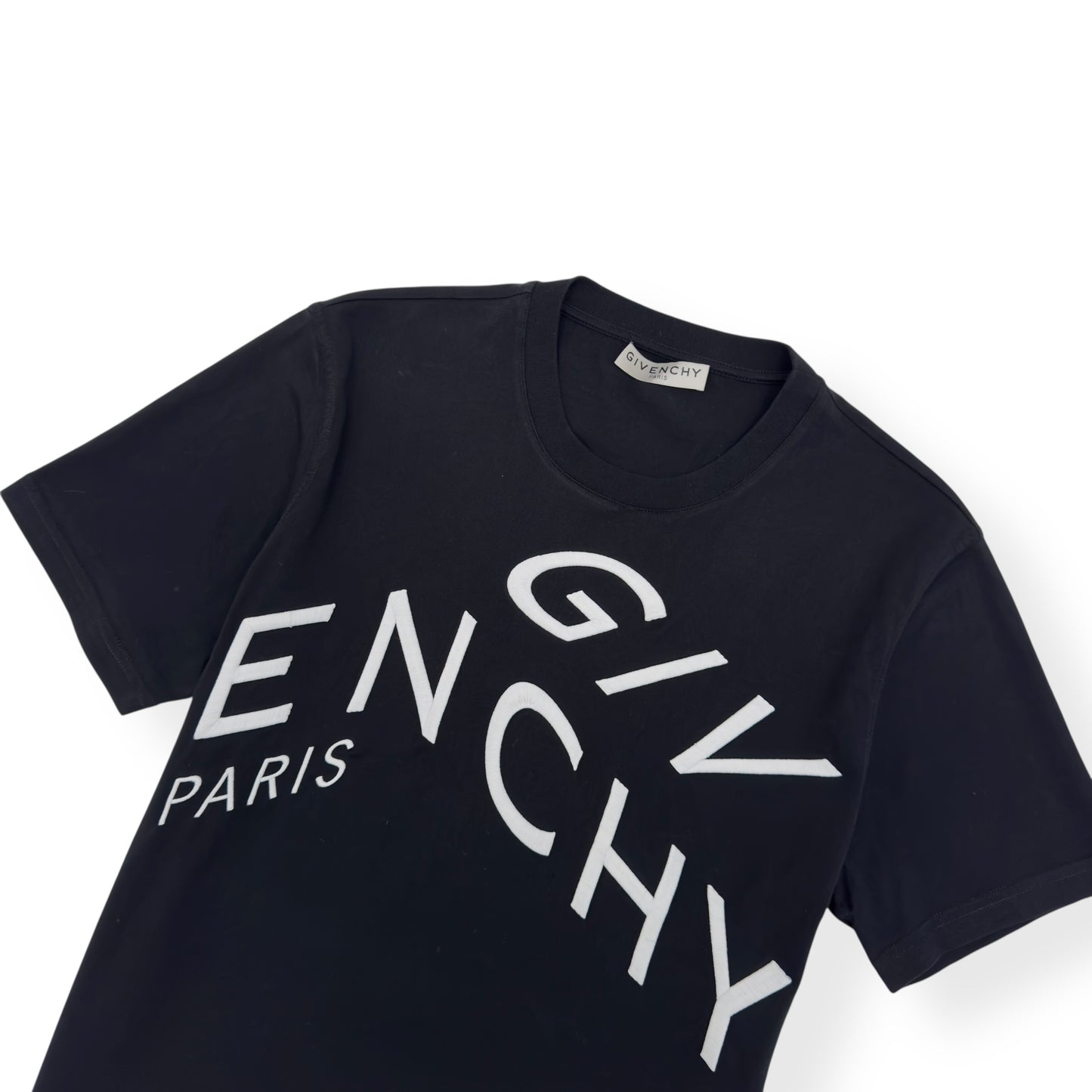 GIVENCHY SLIM FIT REFRACTED LOGO EMBROIDERED T-SHIRT BLACK / WHITE M