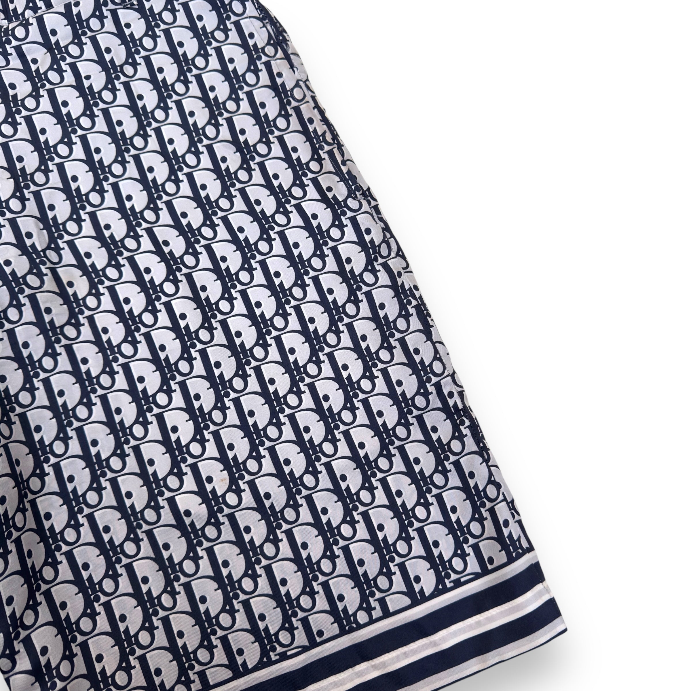 DIOR OBLIQUE BERMUDA SILK MONOGRAM SHORTS BLACK / GREY 46 / S