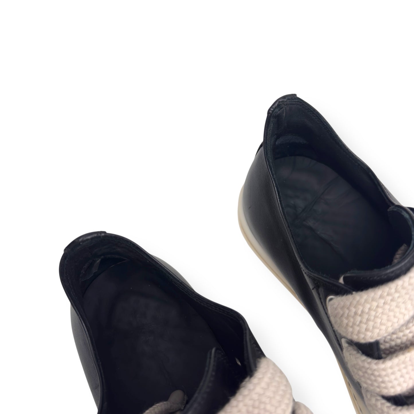 RICK OWENS JUMBO LACE LEATHER SNEAKER BLACK / MILK 41.5 / UK7.5