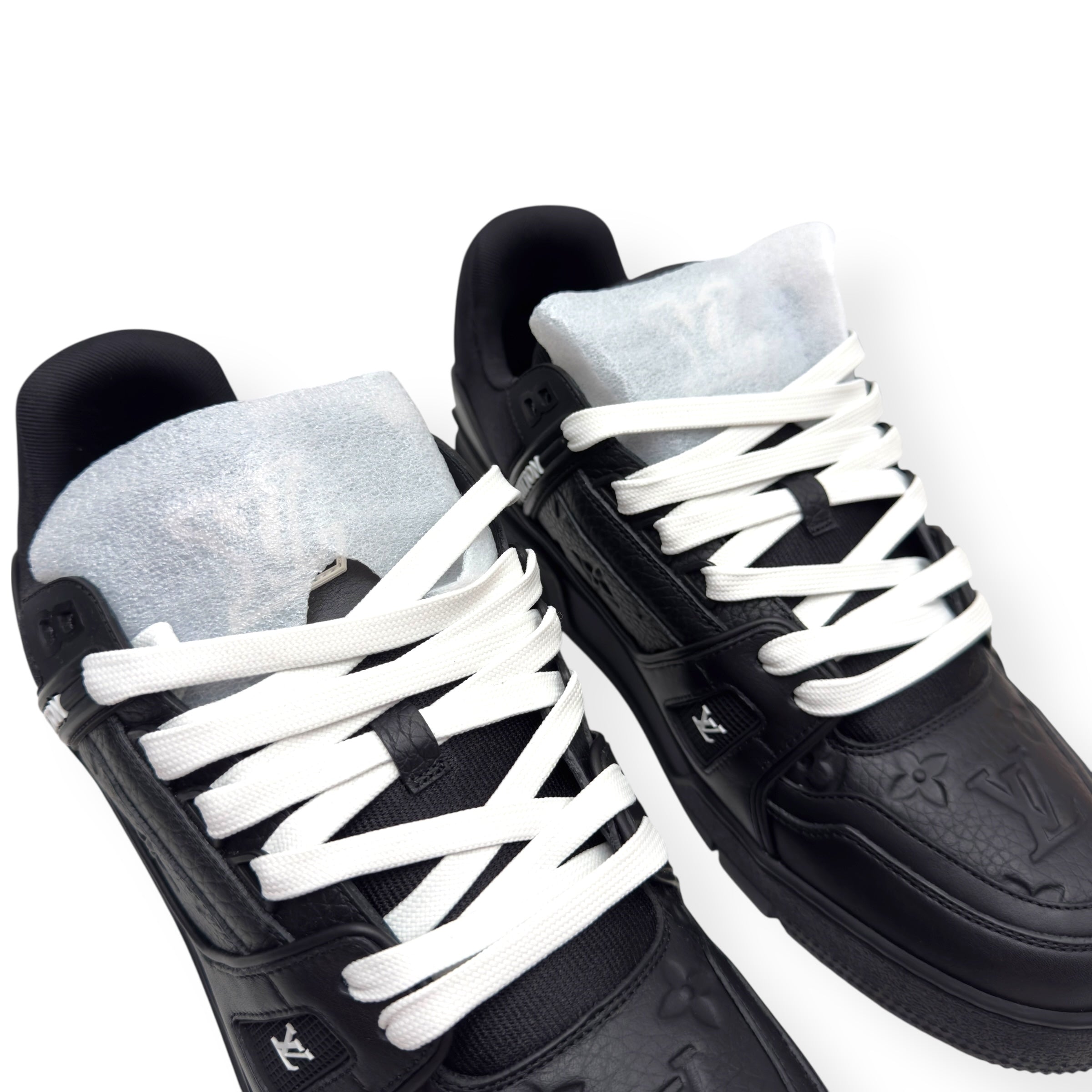 LOUIS VUITTON LV TRAINER LUXURY BLACK UK10