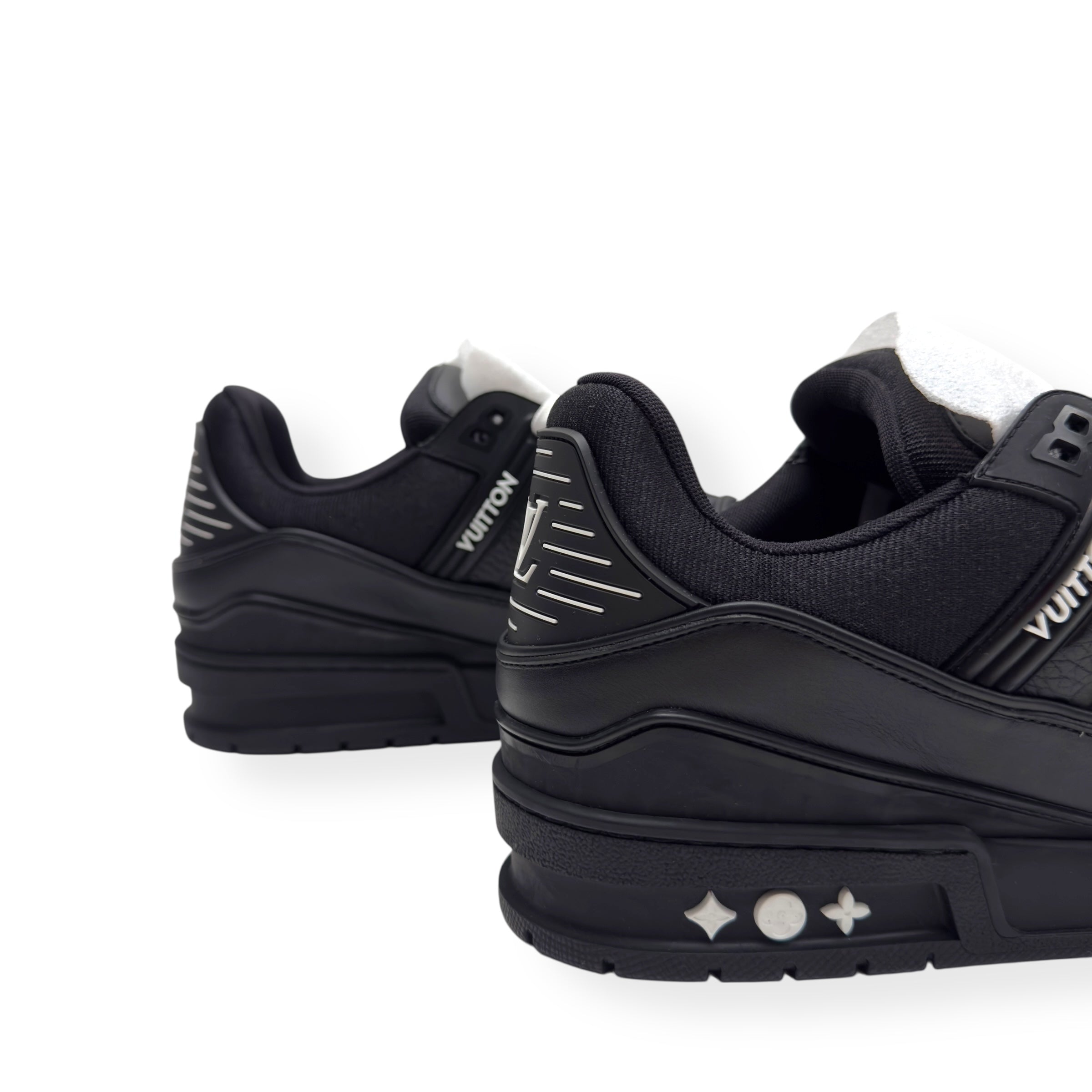 LOUIS VUITTON LV TRAINER LUXURY BLACK UK10