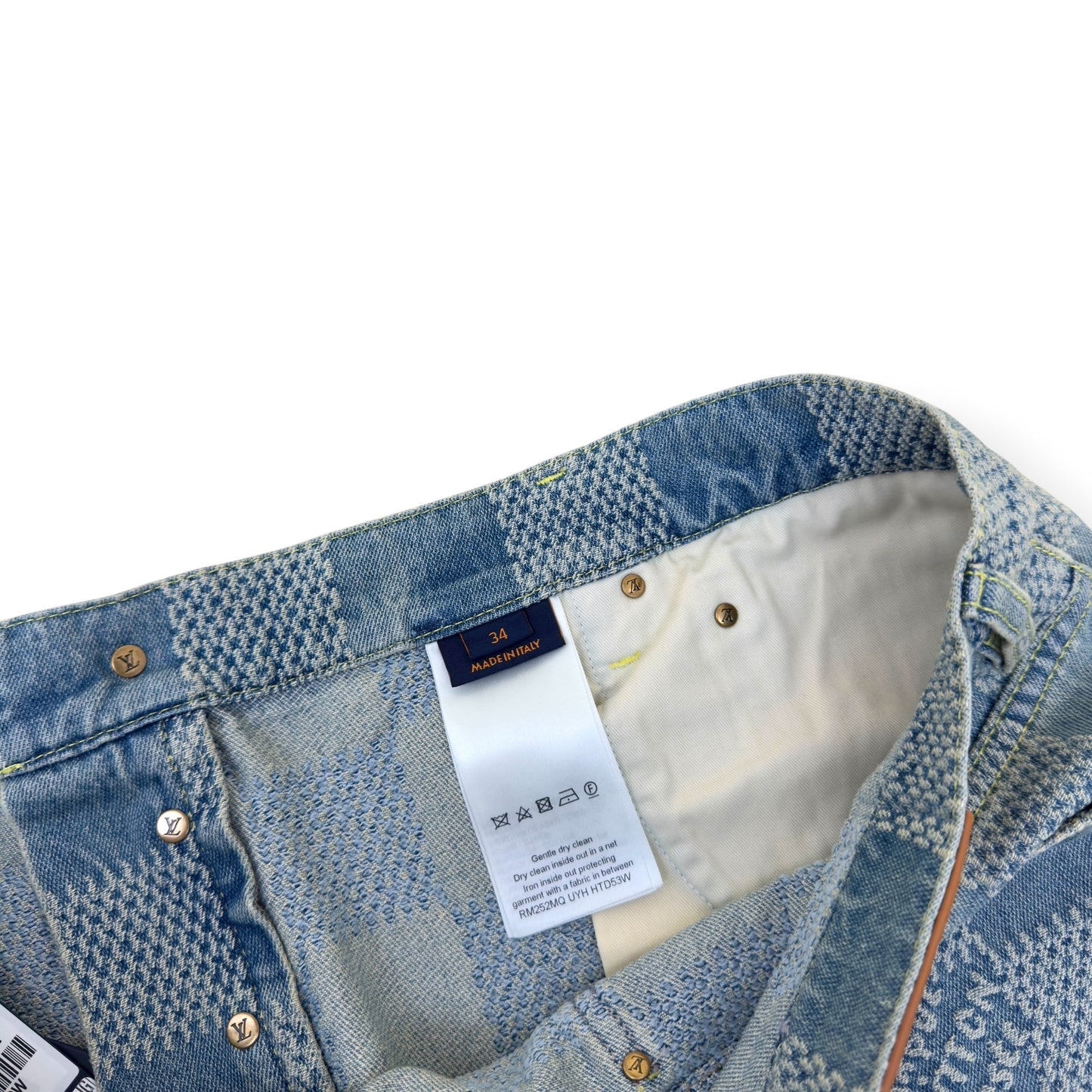 LOUIS VUITTON DAMIER 3D LIGHT DENIM SHORTS INDIGO W34”