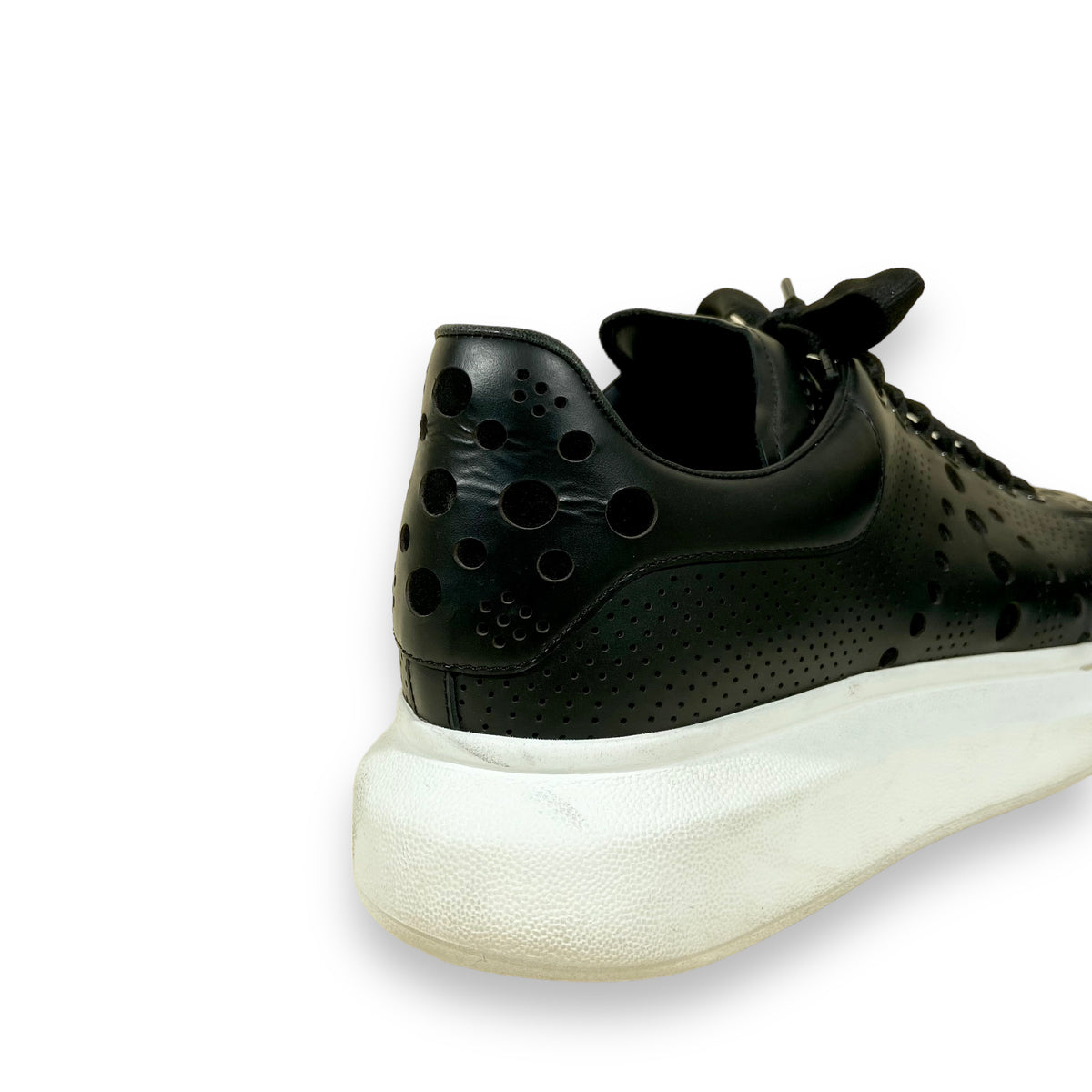ALEXANDER MCQUEEN OVERSIZED SNEAKERS BLACK UK10