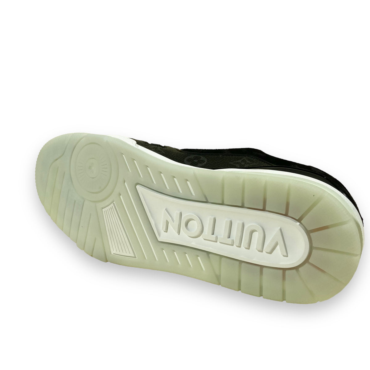 LOUIS VUITTON SNEAKERS BLACK UK10