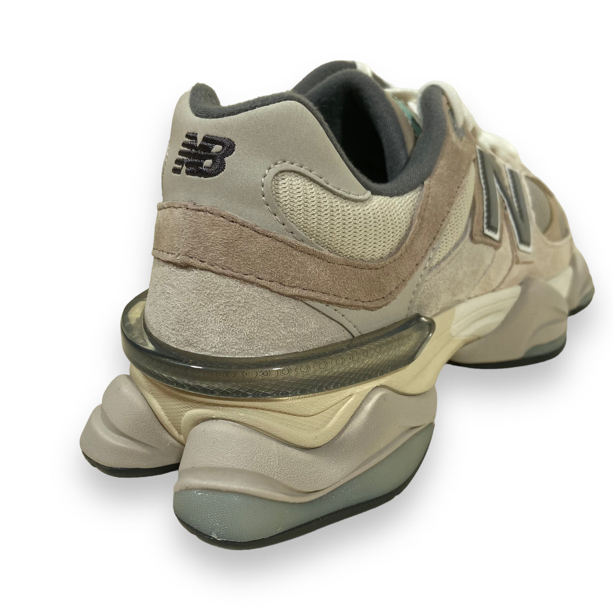 NEW BALANCE 9060 SUEDE SNEAKERS GREY UK8