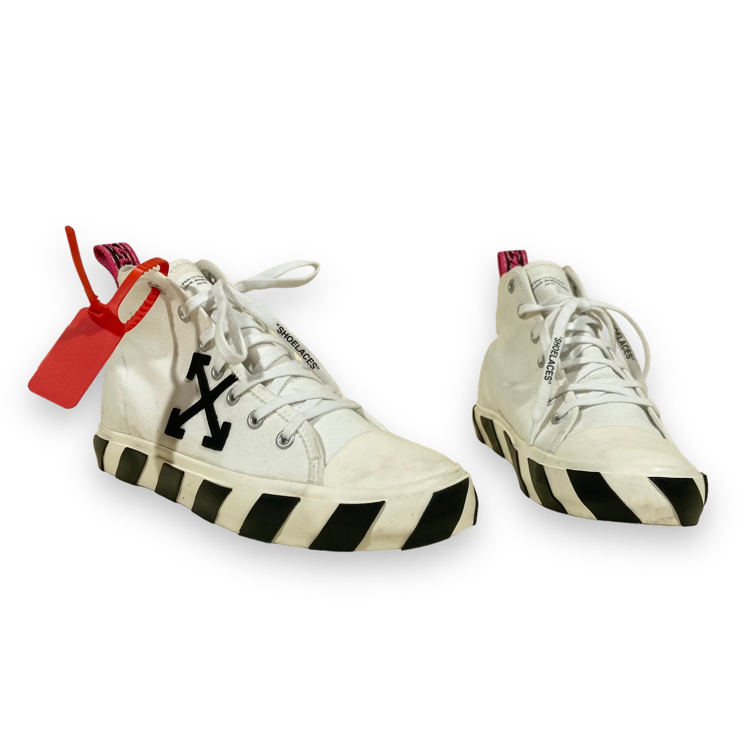 OFF WHITE ARROW PATCH HIGH TOP SNEAKERS WHITE UK10