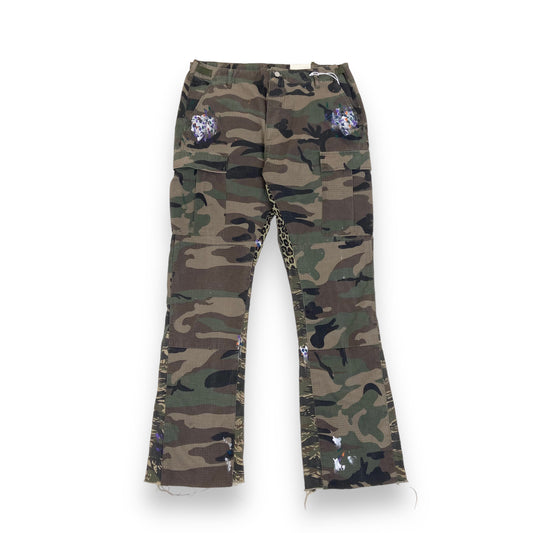 MNML FLARED PAINT CARGO PANTS GREEN 40W