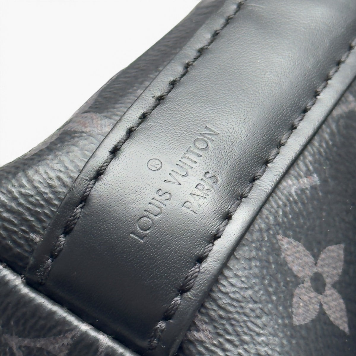 LOUIS VUITTON DISTRICT MESSENGER BAG MONOGRAM ECLIPSE BLACK PM