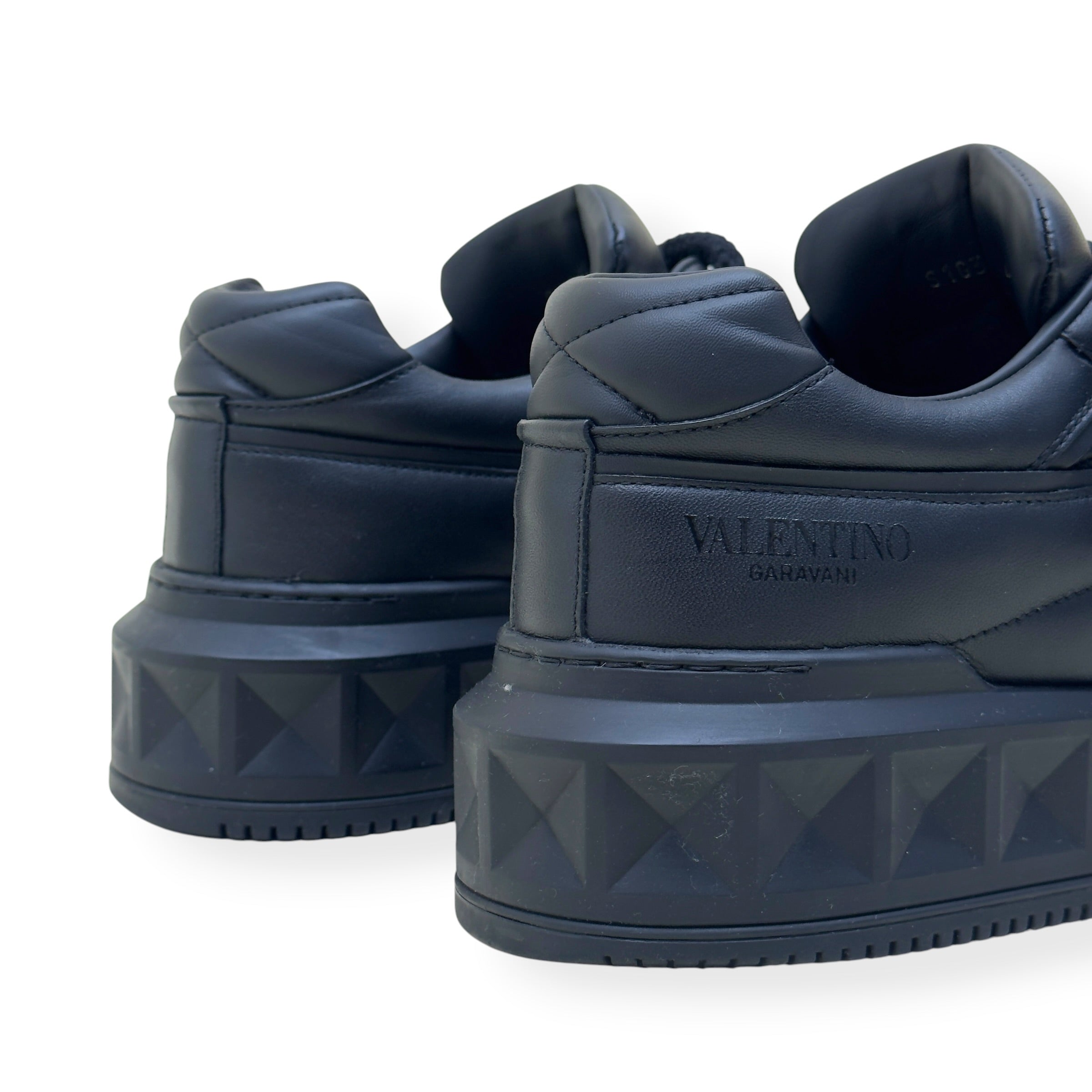 VALENTINO GARAVANI ONE STUD XL SNEAKER BLACK 43 / UK9
