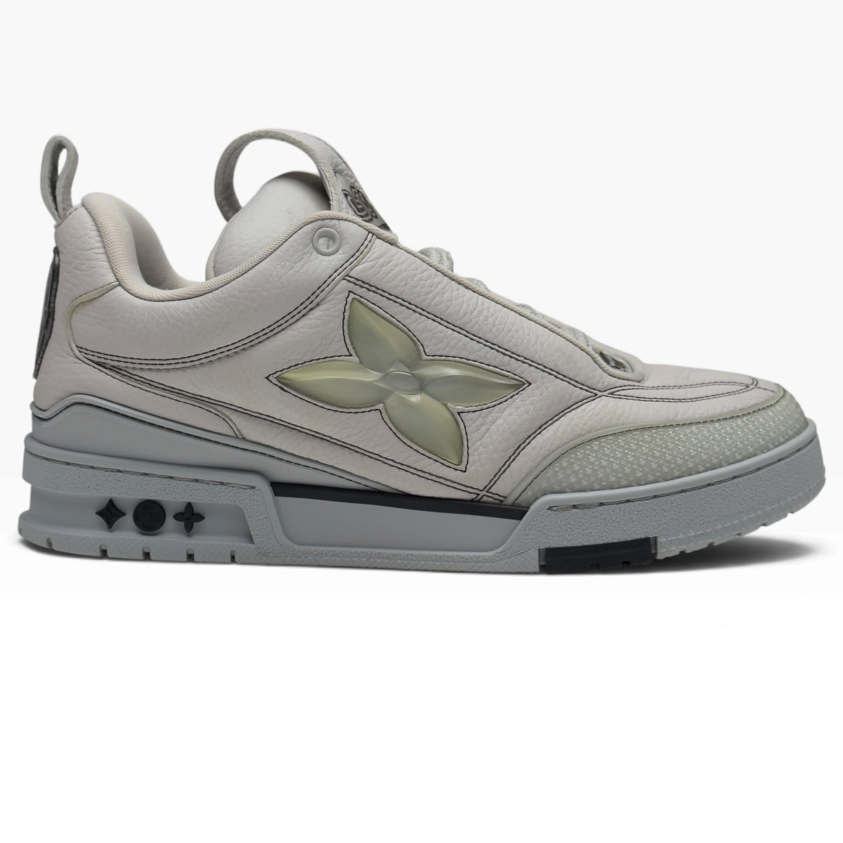 LOUIS VUITTON SKATE SNEAKER LUXURY GREY UK7