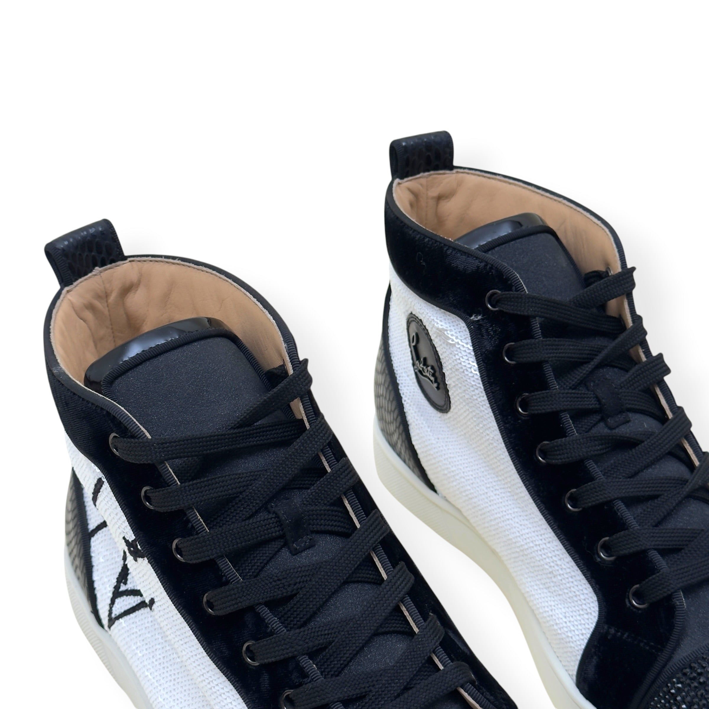 CHRISTIAN LOUBOUTIN LOUIS JUNIOR SPIKES STRASS HIGH-TOP SNEAKER BLACK / WHITE 44 / UK10