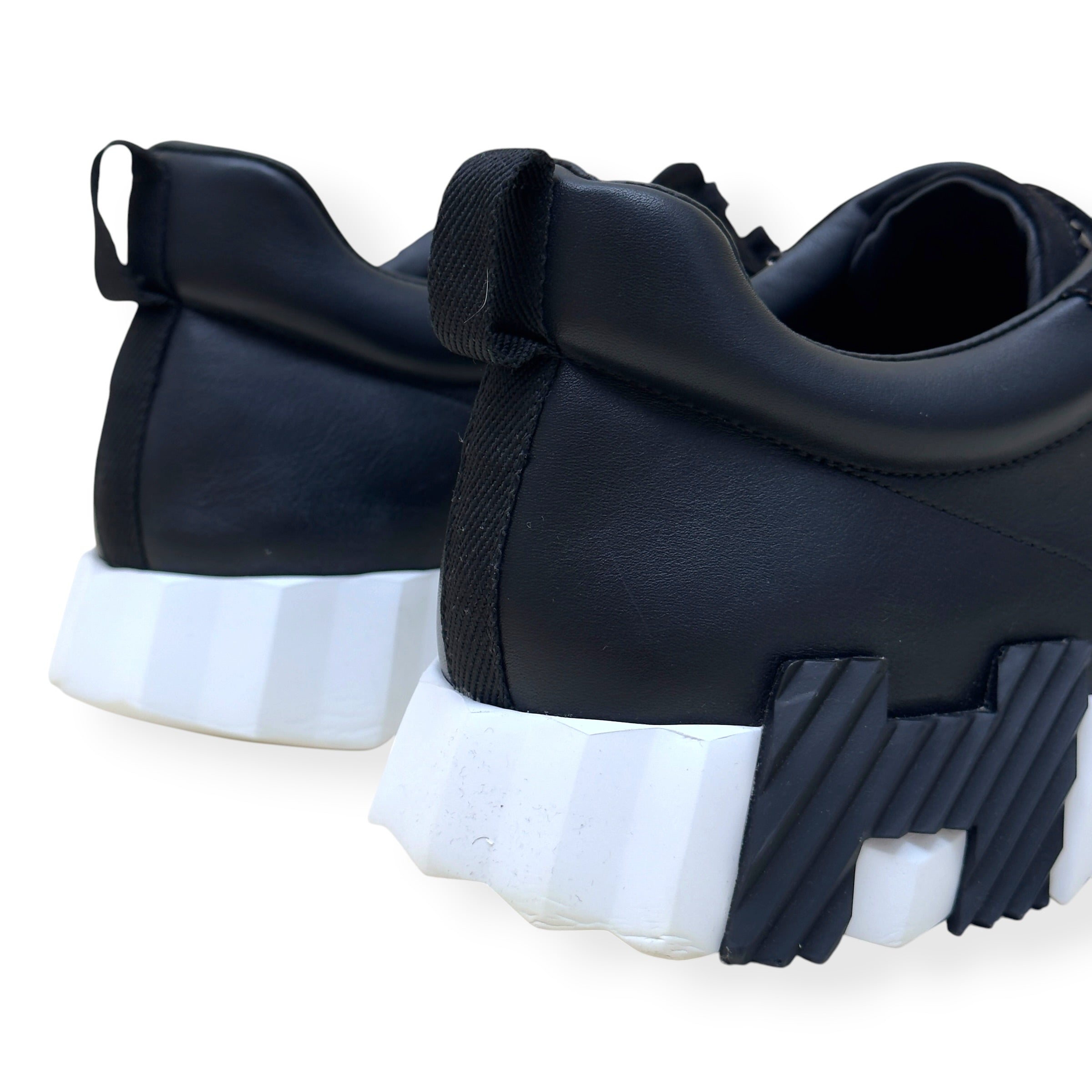 HERMÈS BOUNCING SNEAKER BLACK / WHITE 45 / UK11