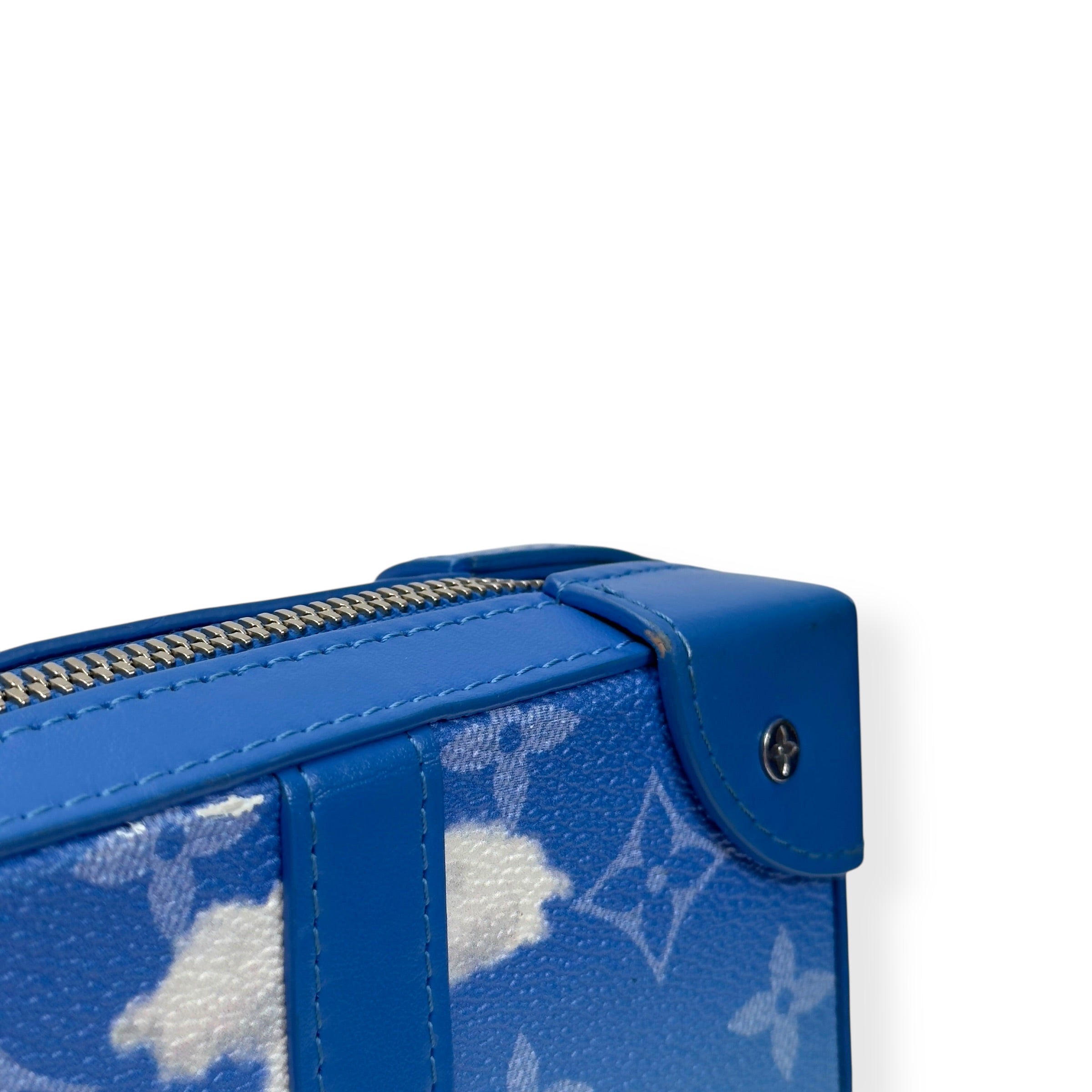 LOUIS VUITTON MONOGRAM CLOUDS SOFT TRUNK WALLET SHOULDER BAG BLUE / WHITE S